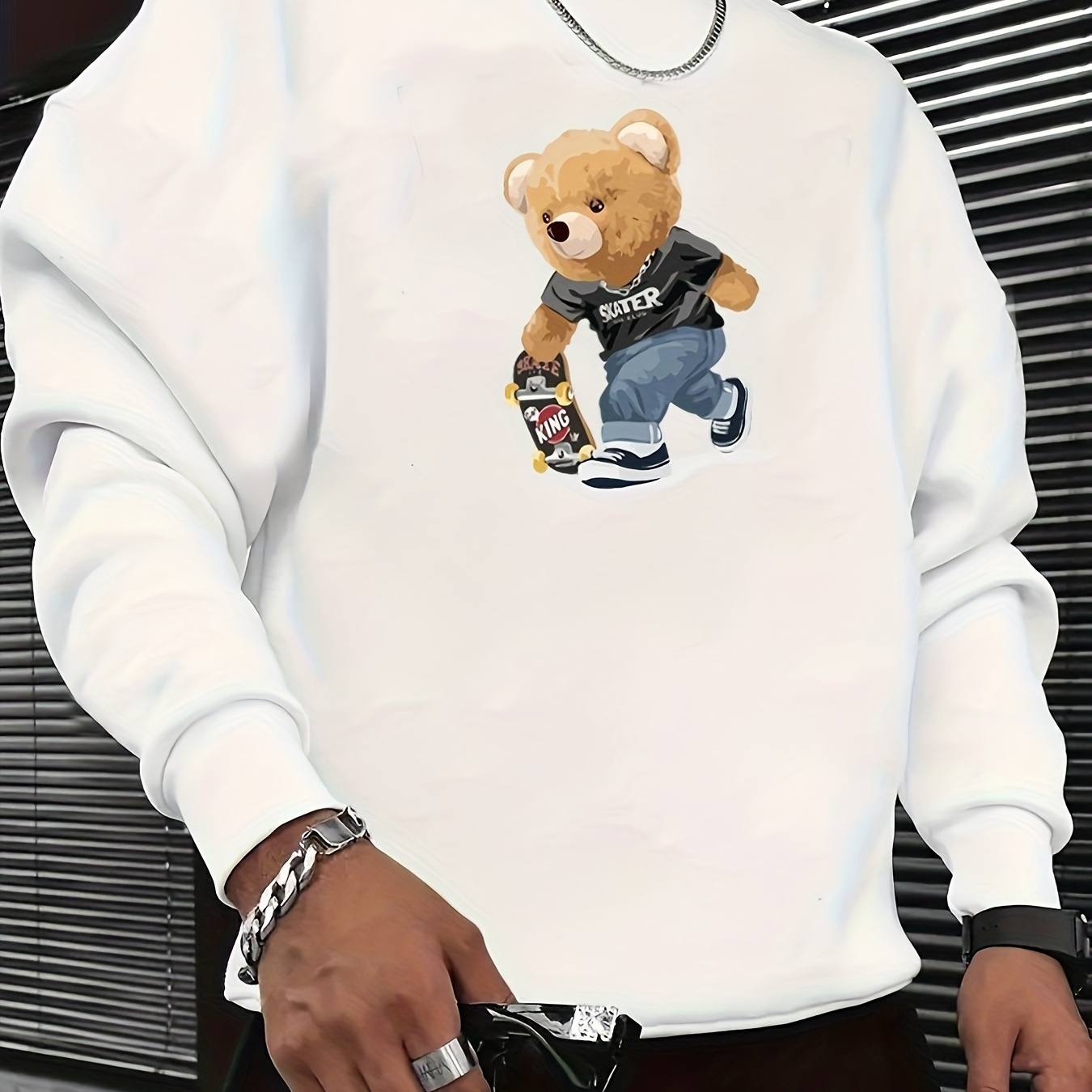 

Men's Casual Sports Hoodie Fashion Skateboard Bear Cool Drawing Print, New Trendy Fashion Crew-neck Long-sleeved Hoodie Top