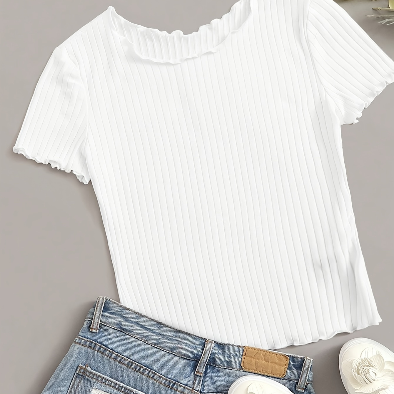 

Lettuce Trim Slim Solid Color T-shirt, Versatile Short Sleeve T-shirt For Spring & Summer, Women's Clothing