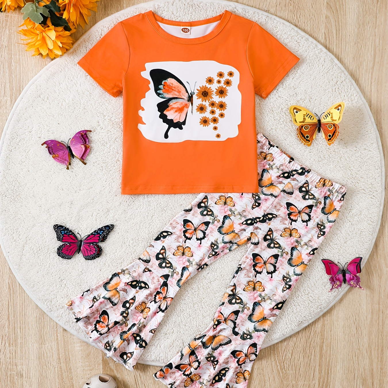 

2pcs Toddler Girls Sunflower Graphic T-shirt Round Neck Short Sleeve Tee Tops & Butterfly Graphic Flare Leg Pants Set Kids Spring Summer Clothes