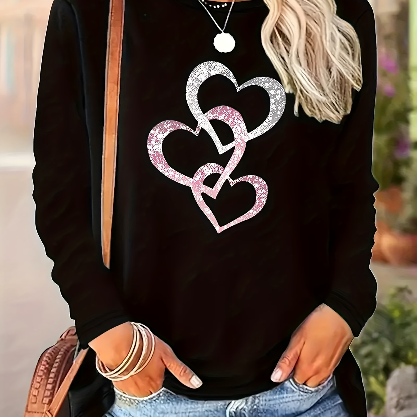 

Sparkling Geometric Heart Print T-shirt For Women - Casual Long Sleeve Crew Neck Top, Fit For Spring & Fall, Machine Washable, Print, Round Neck