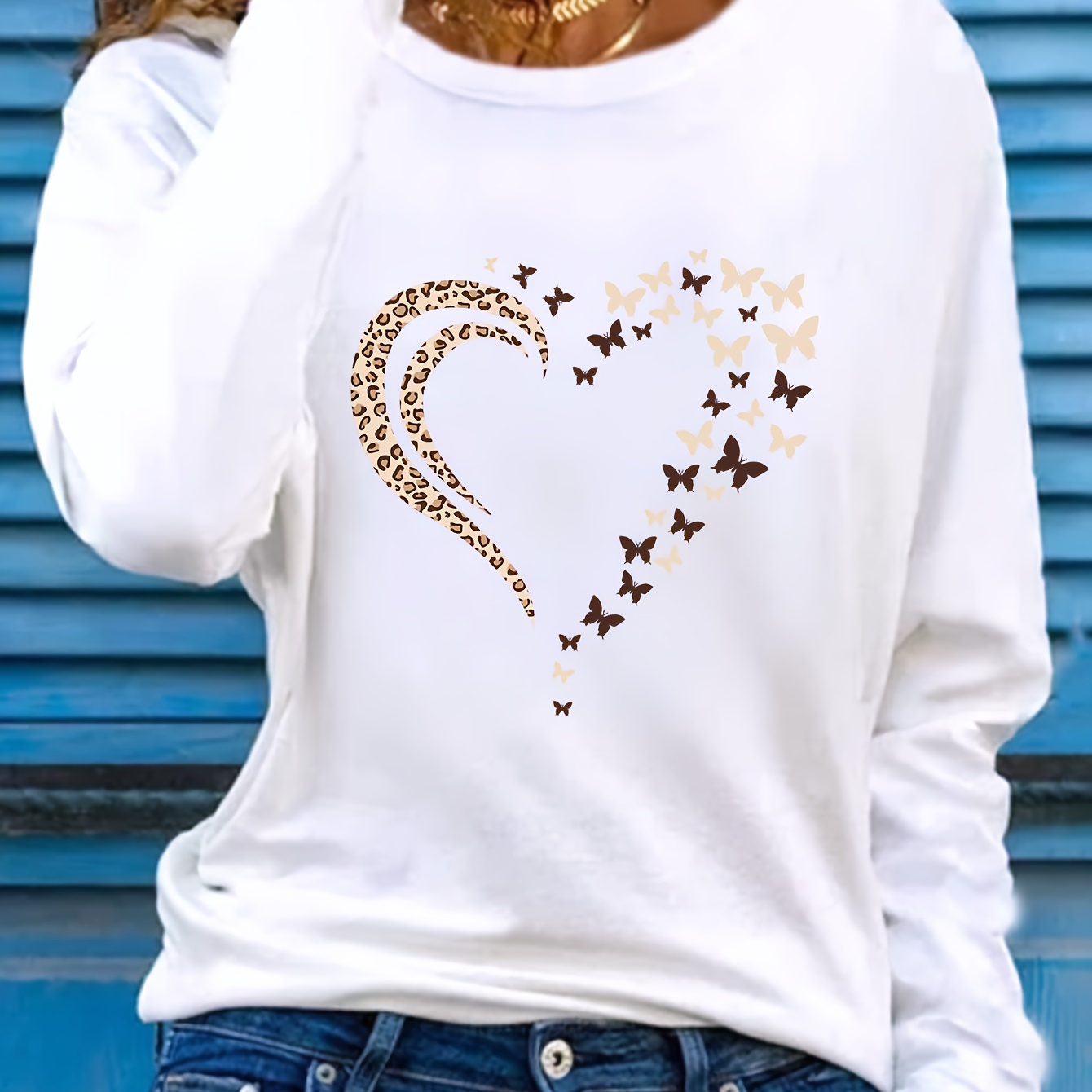 

Heart Butterfly Print T-shirt, Long Sleeve Crew Neck Casual Top For Spring & Fall, Women's Clothing