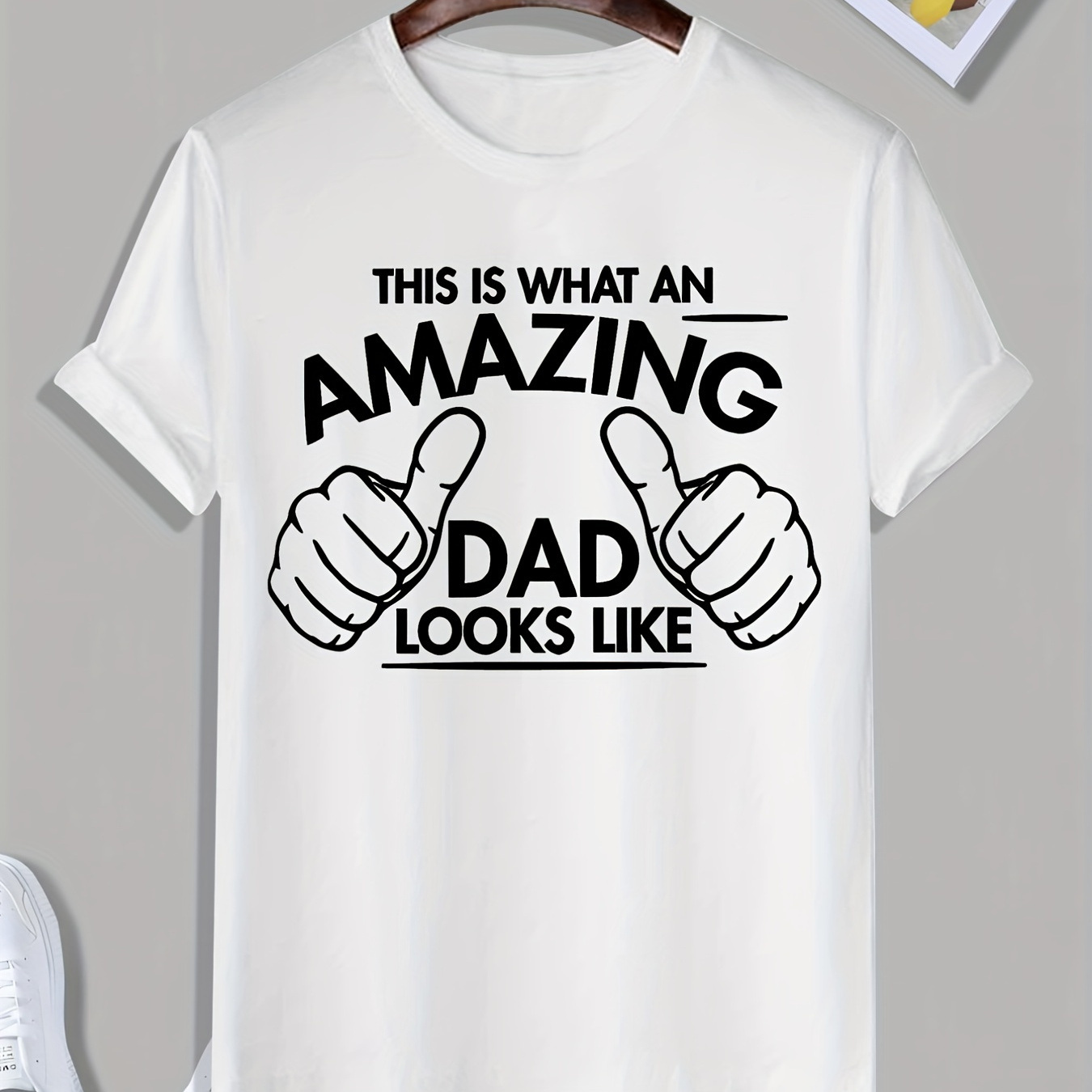 

Father's Day This Is What An Amazing Dad Looks Like Letter Graphic Print Men's Creative Top, Casual Short Sleeve Crew Neck T-shirt, Men's Clothing For Summer Outdoor