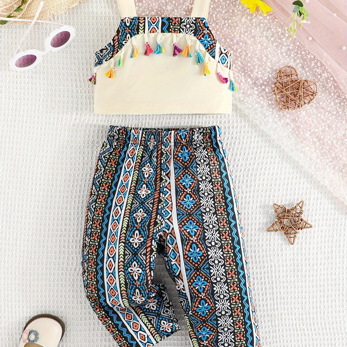 

2pcs Baby Girls Summer Shorts Suspender Tassel Back Button Open Top + Pants Set With Kaleidoscope Print