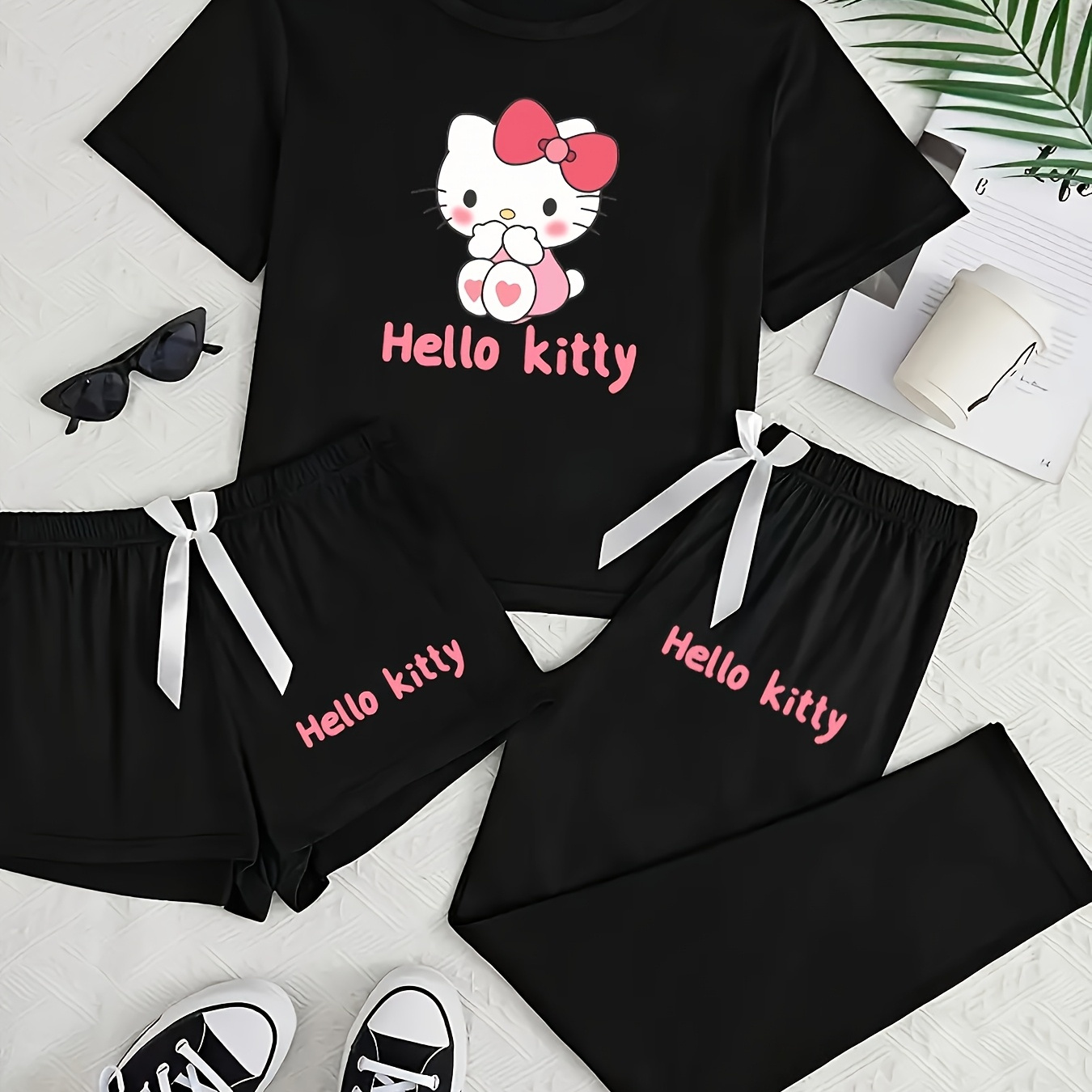 

Sanrio Hello Kitty Women's Pajamas And Home Clothes -piece Set With Round Neck, Short Sleeves, Shorts And Long Pants, Cartoon Print, Comfortable And Warm