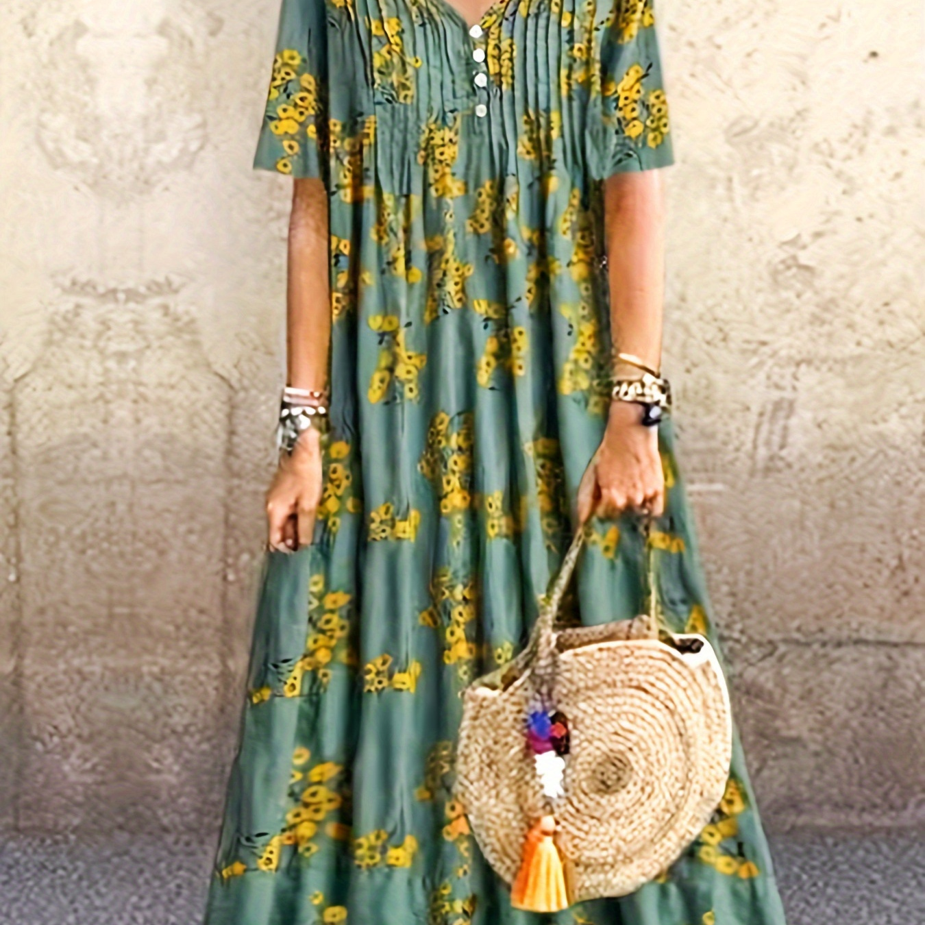 

Robe à manches courtes à col en V avec imprimé floral pour femmes de grande taille