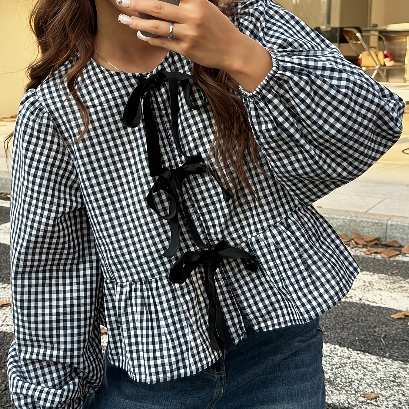 

Vintage Black And White Bubble Long Sleeve Shirt