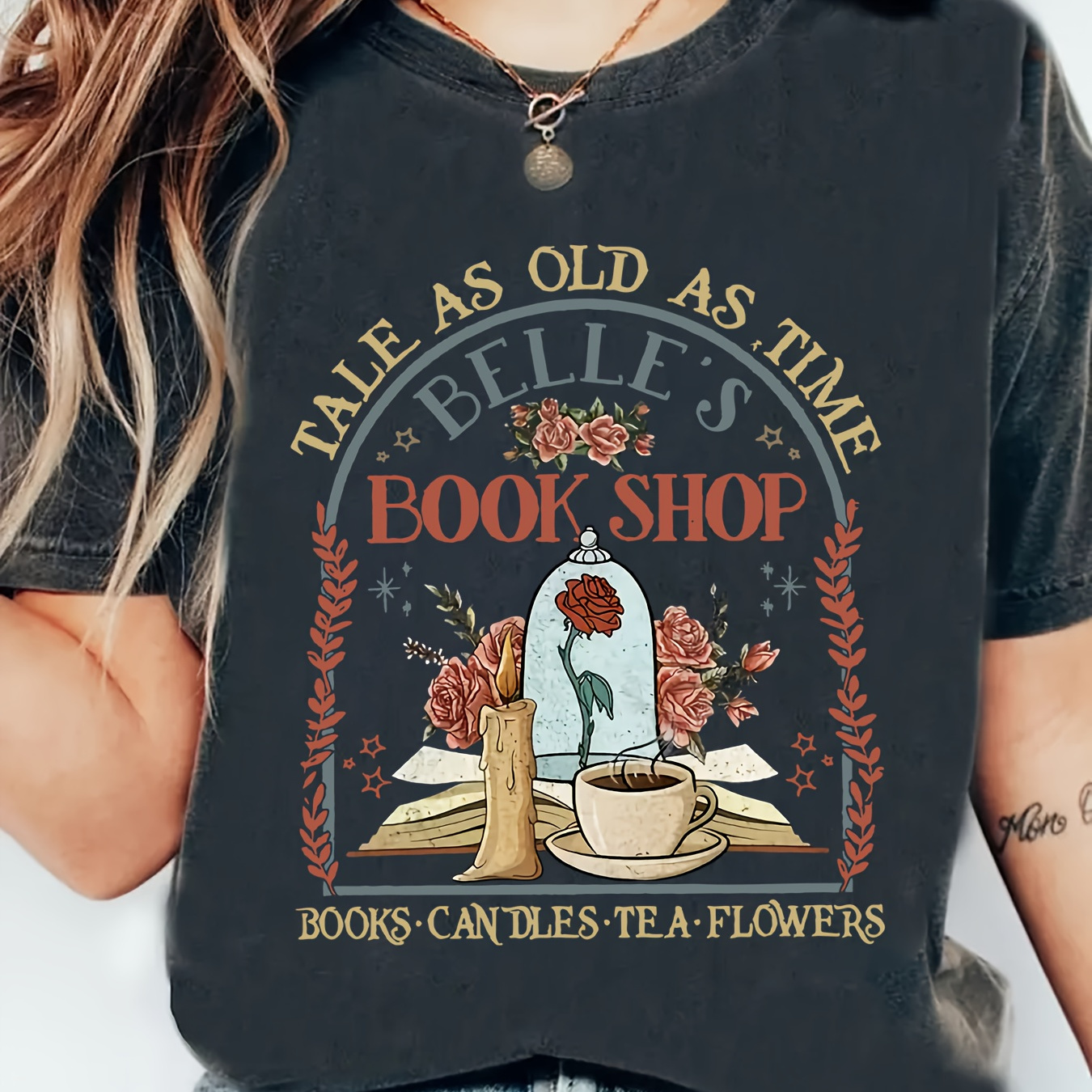 

Plus Size Book Shop Print T-shirt, Short Sleeve Crew Neck Casual Top For Summer & Spring, Women's Plus Size Clothing