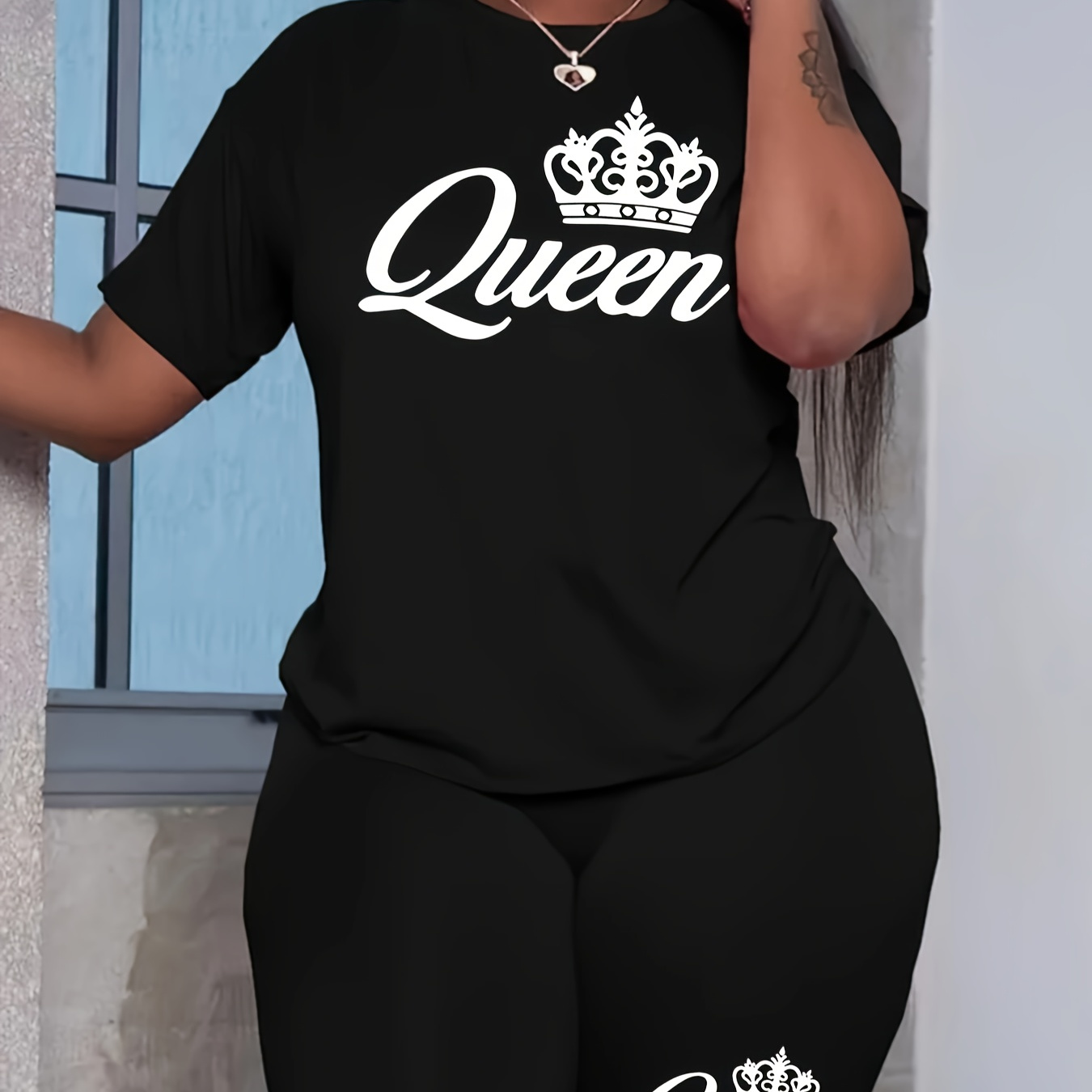 

Plus Size Queen & Crown Print Biker Shorts Set, Short Sleeve Crew Neck T-shirt & Biker Shorts, Women's Plus Size Clothing