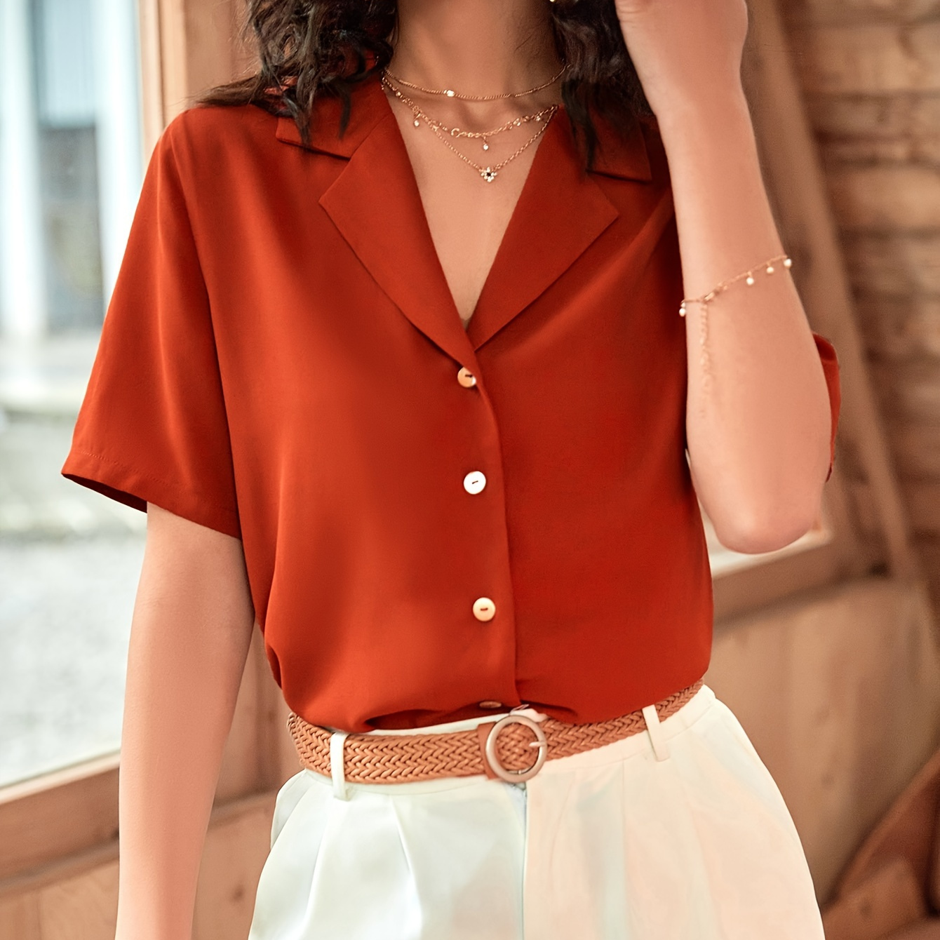 

Elegant Women's Short Sleeve Shirt With Suit Collar, Solid Color Polyester Woven Top With Button Detail, Casual Blouse For Adults, Wear