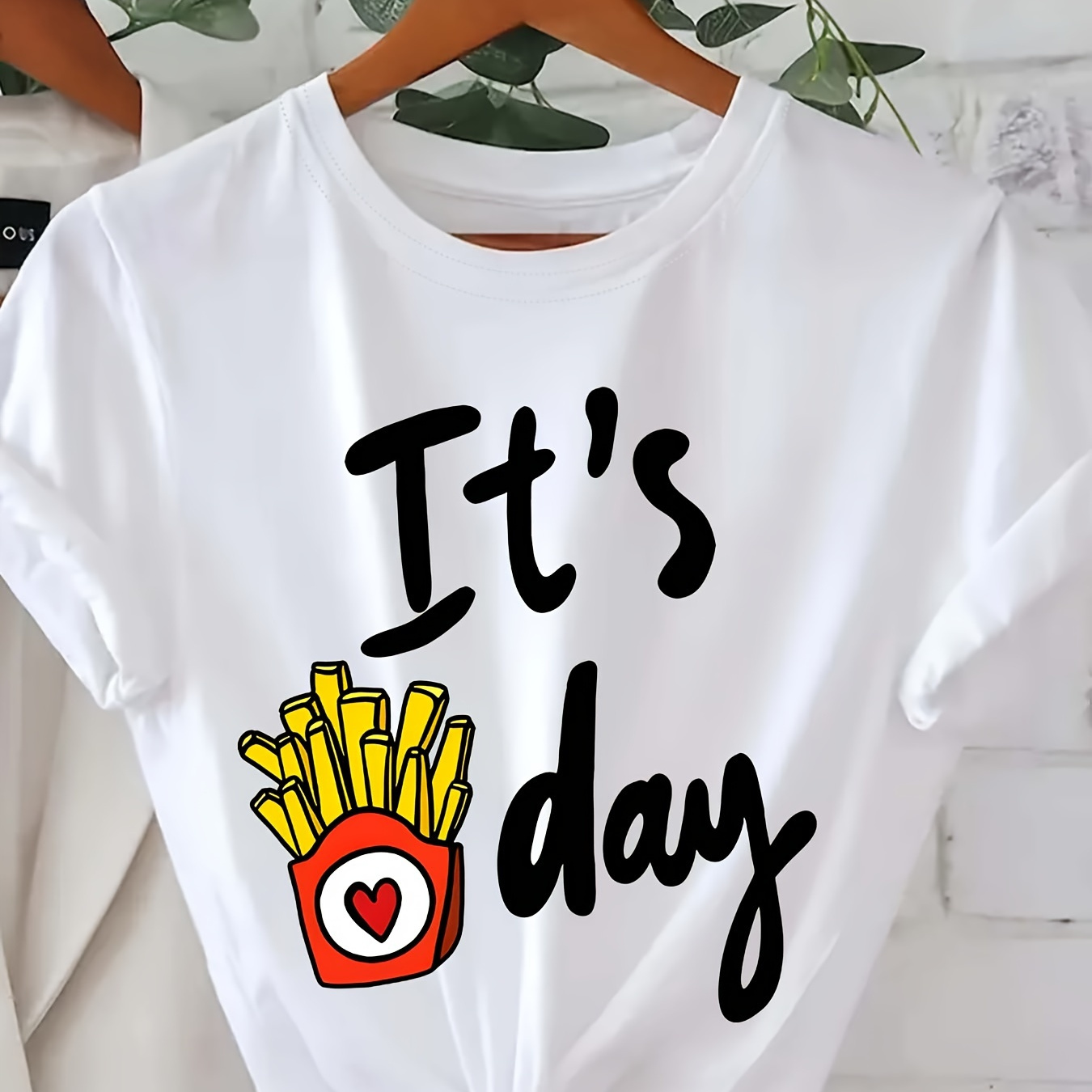 

Day - Regular Short-sleeve T-shirt
