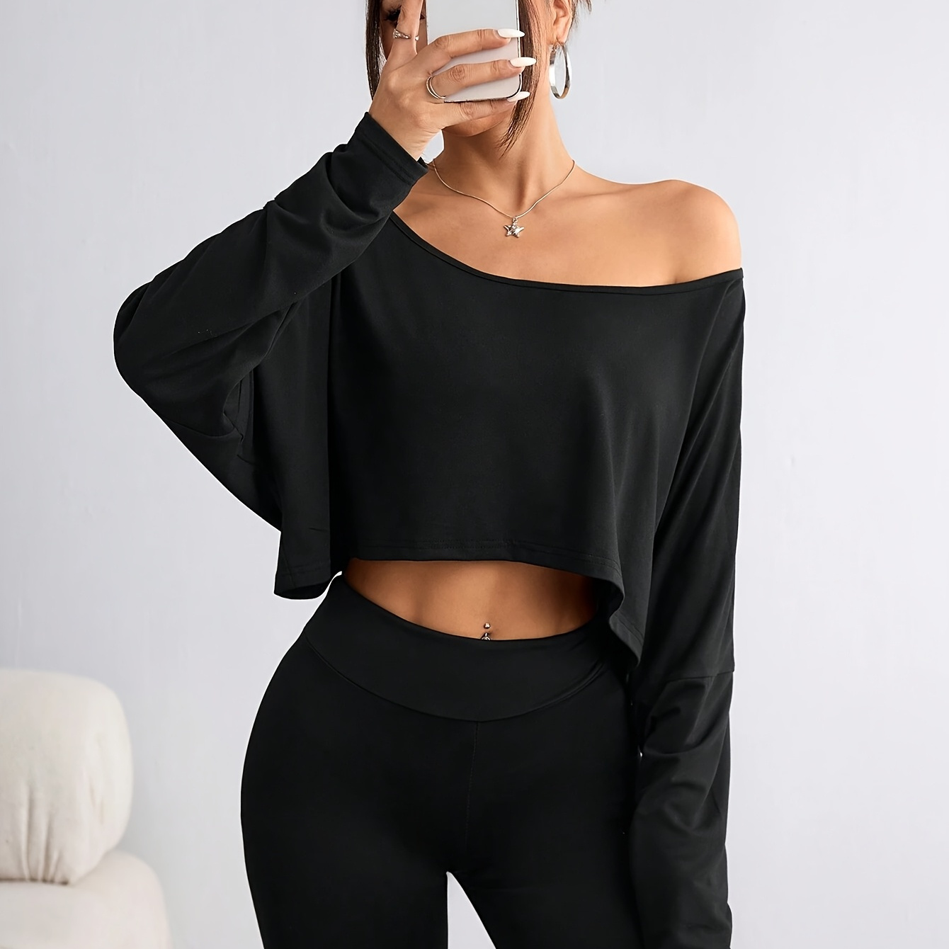 

Chic Off-shoulder Batwing Sleeve T-shirt - Casual Solid Color, Stretchy Polyester , Machine Washable - Women', Casual, Plain Color, Bat Wing Cut, T-shirt