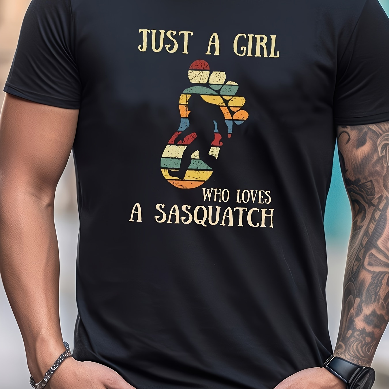 

Comfortable Regular Fit T-shirt With Humorous Sasquatch Design - Breathable & Lightweight For Wear