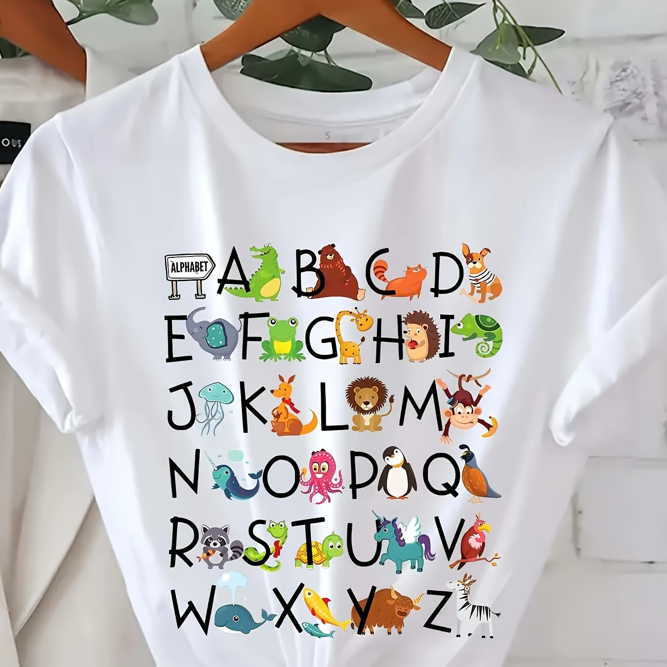 

Women's Alphabet Print T-shirt, Casual Crew Neck Short Sleeve Top, Polyester Knit Fabric With Medium Stretch, Regular - 95% Polyester, 5% Elastane, 180gsm