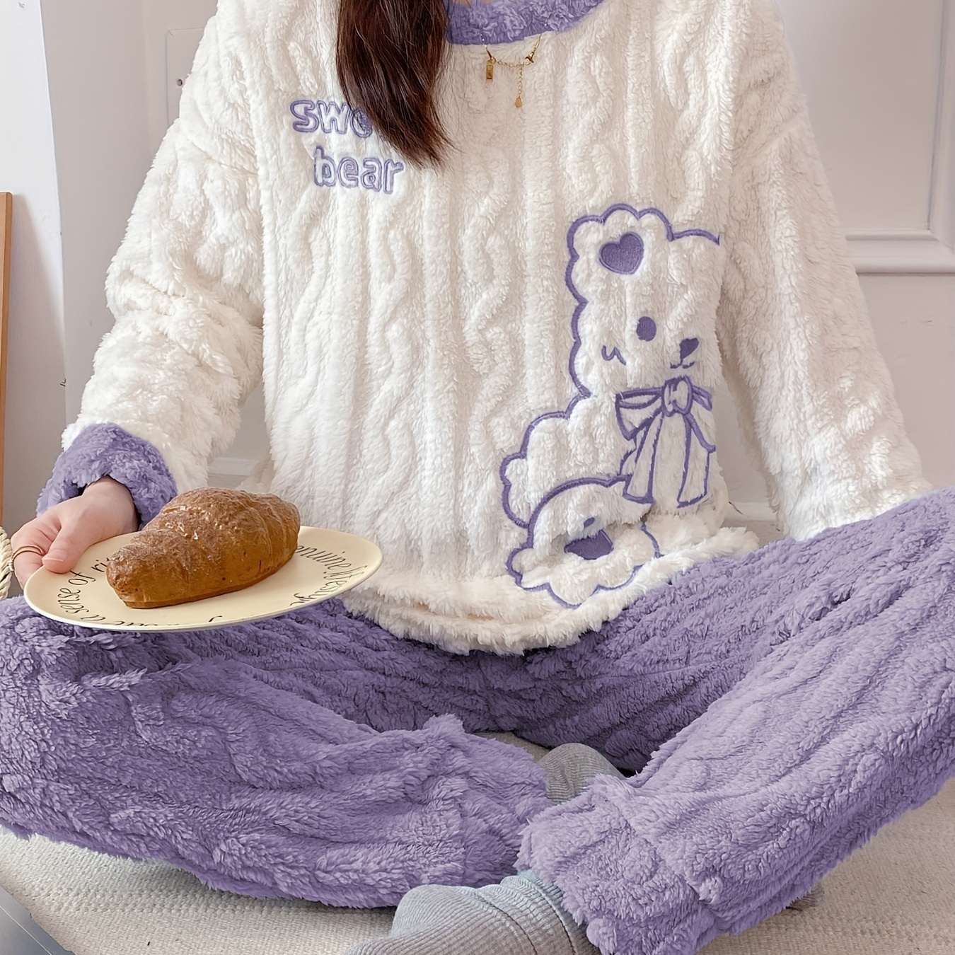 

2pcs Cute Bear Embroidered Polyester Pajama Set For Adults, Winter Long Sleeve Crew Neck Knit Fabric Loungewear, With Detail, For No Belt Pullover Top And Long Pants