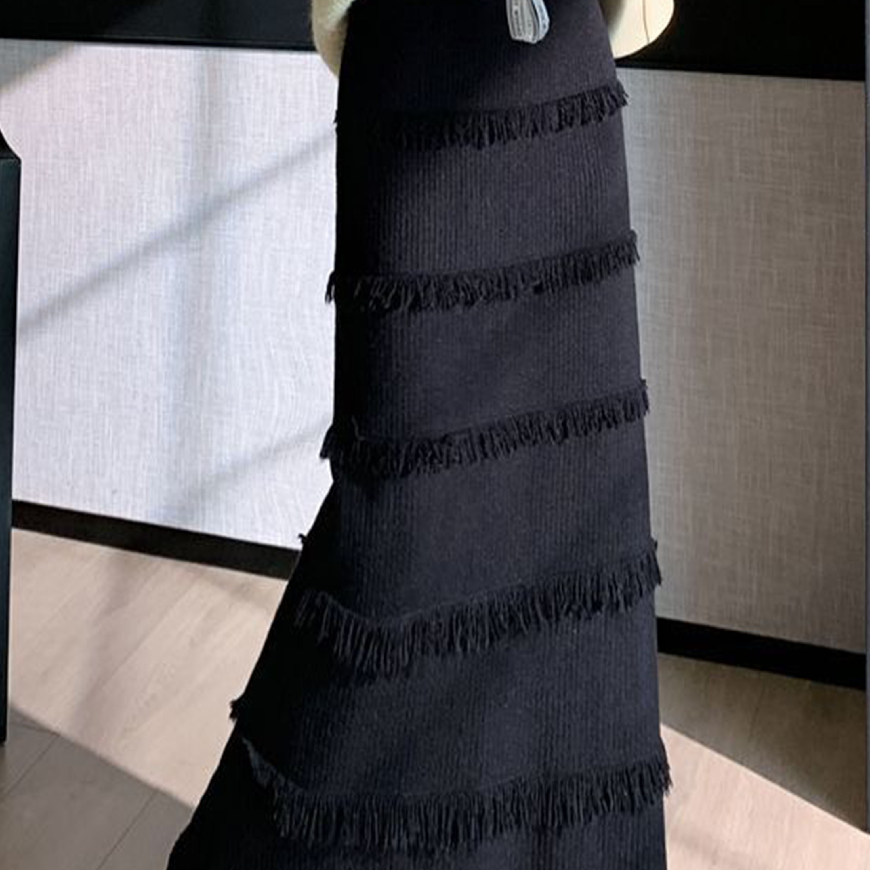 

1pc Elegant Jersey Knit Tiered Tassel Skirt For Women - Loose Fit Long Flared Midi Skirt With Solid , Polyester Lined, Knit Fabric Weave