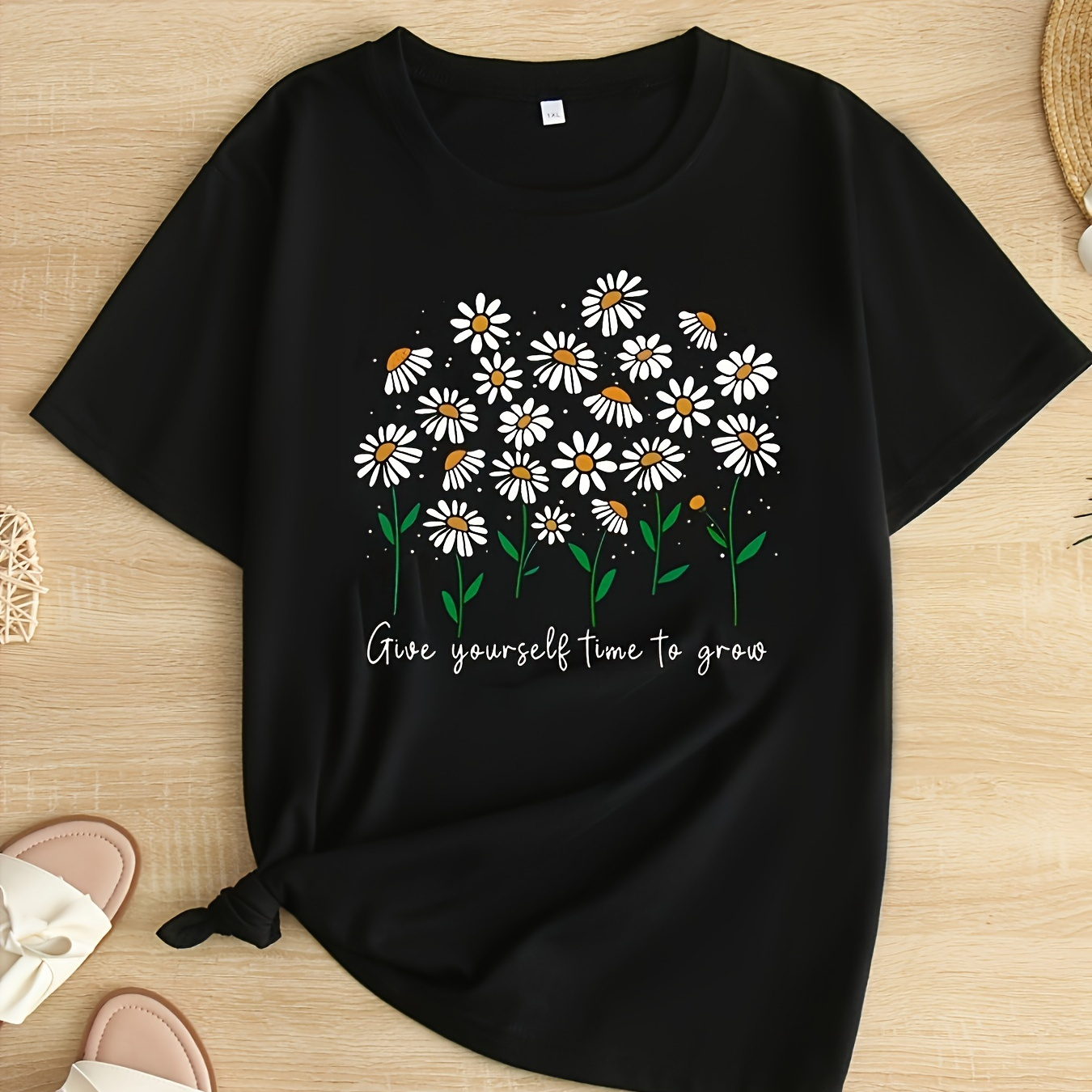 

Plus Size Floral Print T-shirt, Casual Crew Neck Short Sleeve T-shirt, Women's Plus Size clothing