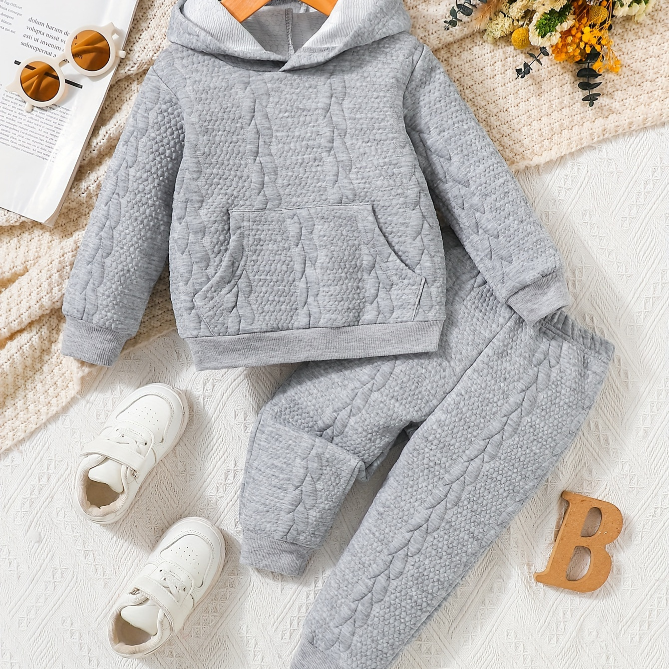 

2pcs Baby's Solid Color Jacquard Hoodie With Kangaroo Pocket & Casual Pants, Toddler & Infant Boy's Clothing Set For Spring Fall