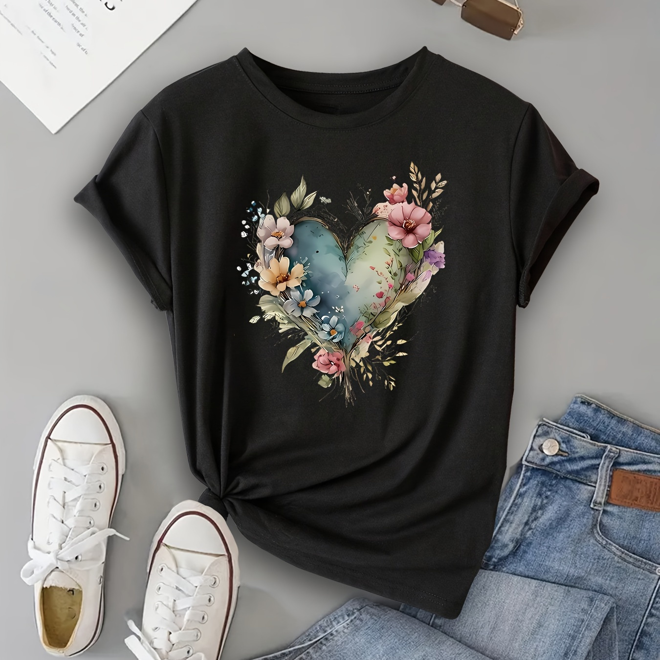 

Women's Breathable Summer T-shirt With Design - Casual Crew Neck, Short Sleeve, Polyester , Style, Version, Xia