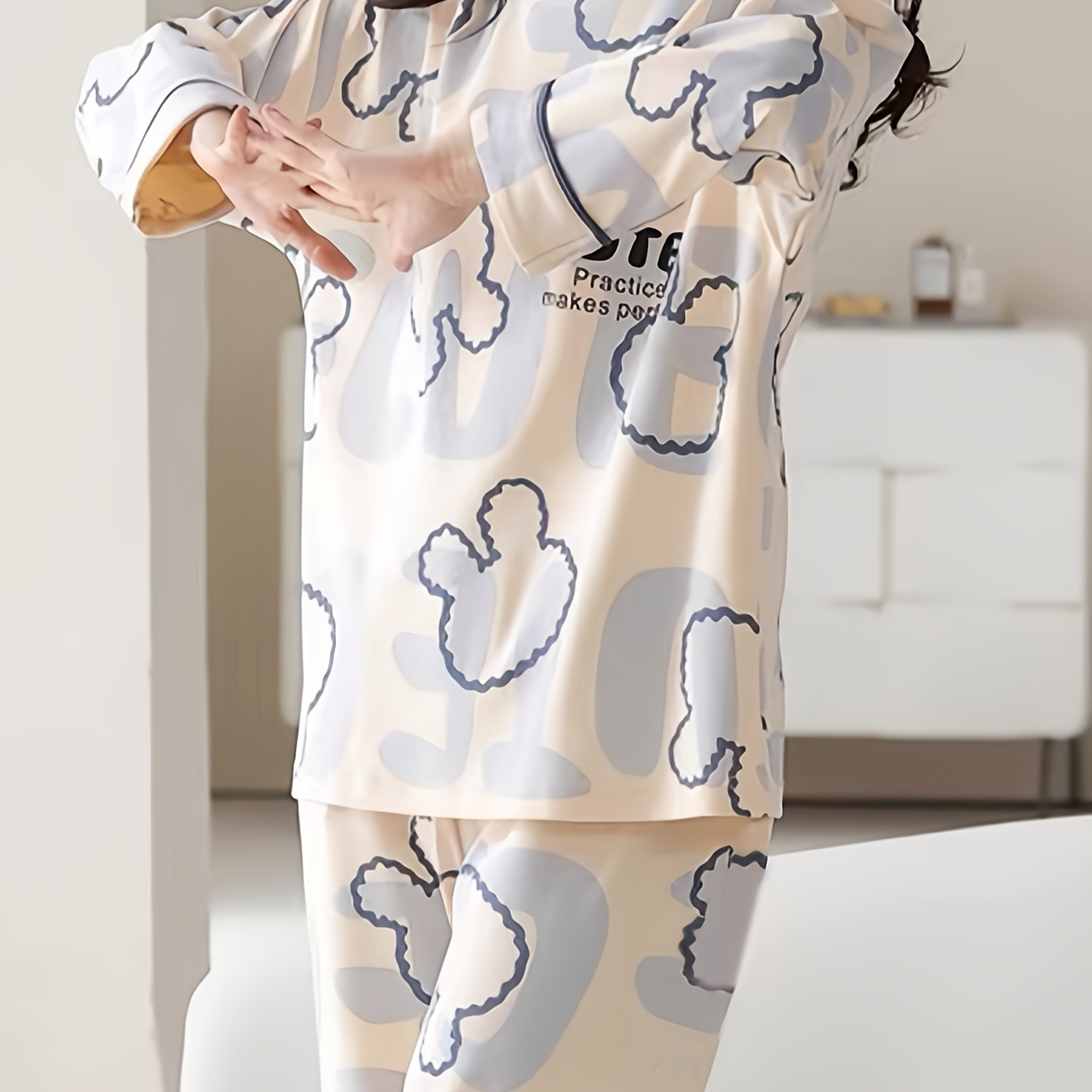 

Autumn And Winter Ladies' Pajamas With Long Sleeves And Pants, Cute Cartoon Rabbit And Letter Print, Spring, Autumn And Winter Set