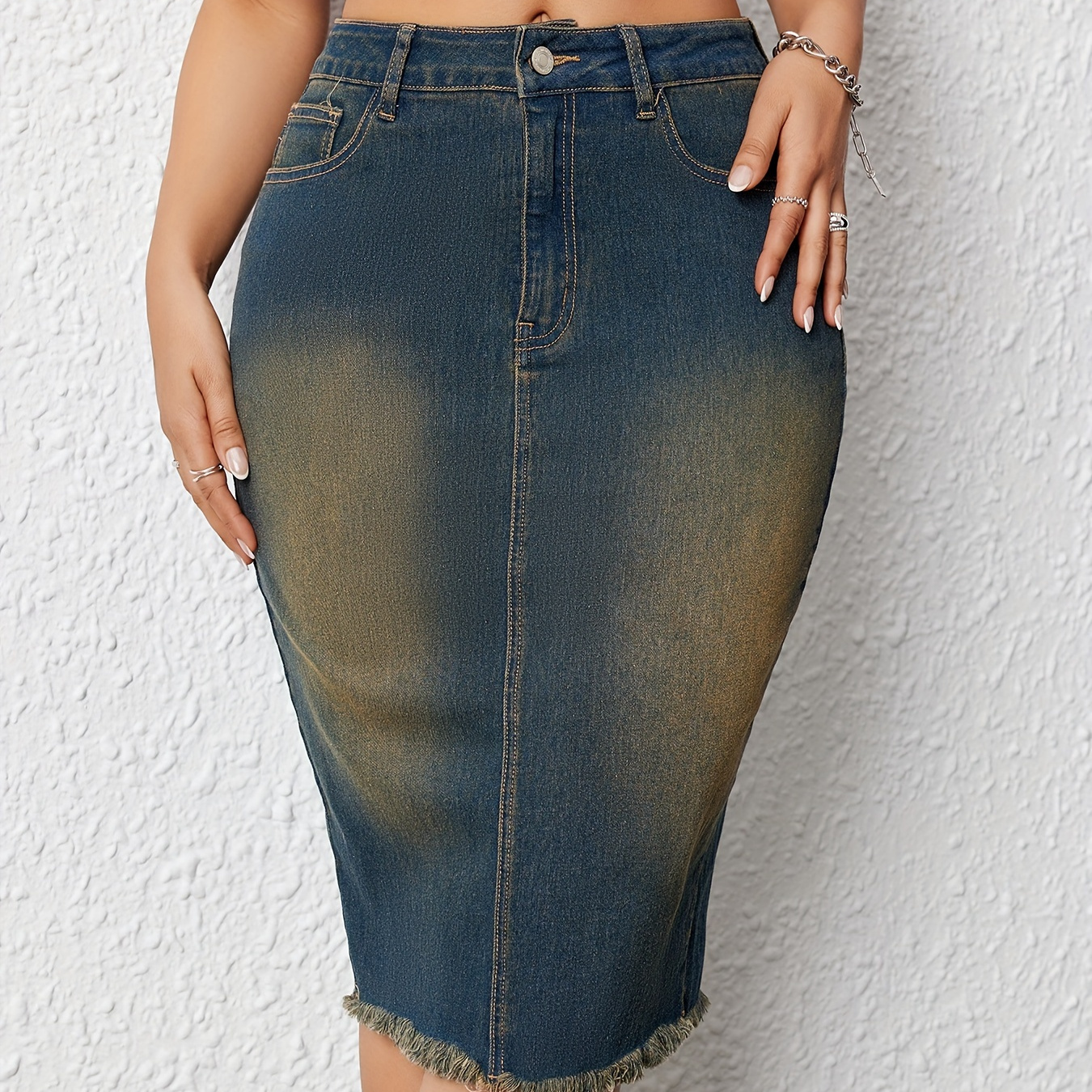 

Women's Sexy Vintage Washed Denim Skirt, High-waist Bodycon Midi Pencil Skirt With Frayed Hem, Casual Fashion Jean Skirt