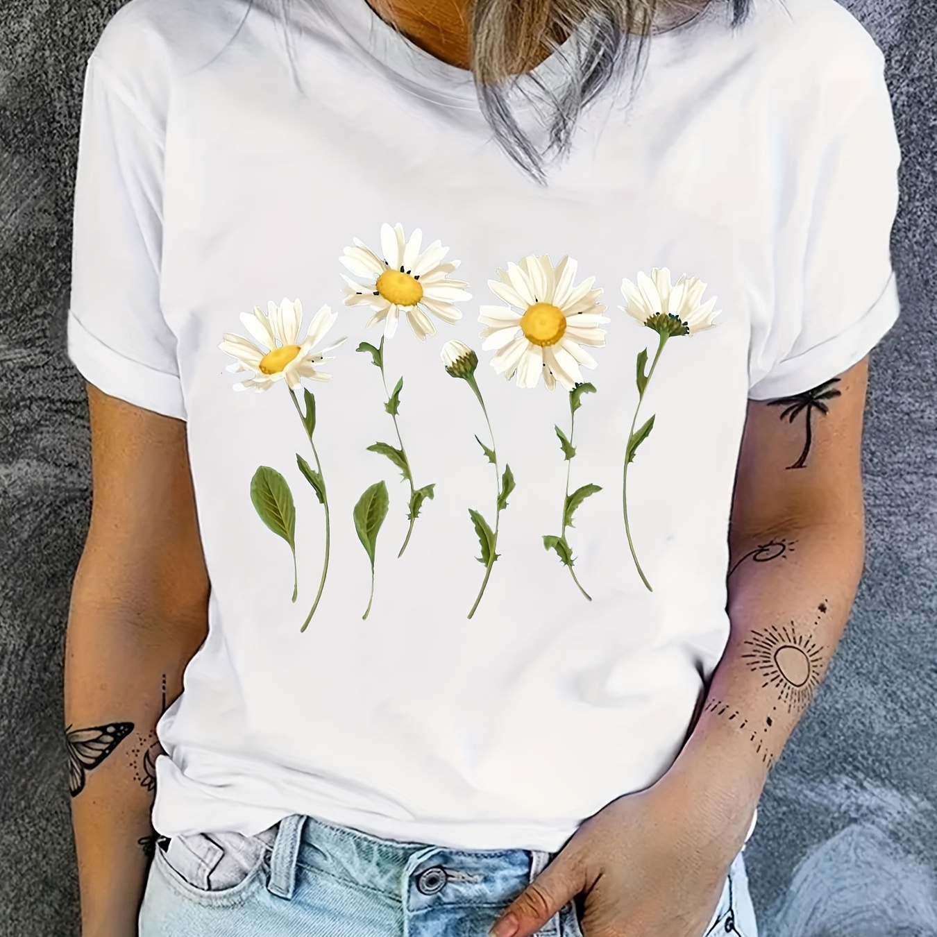 

Daisy Print Crew Neck T-shirt, Short Sleeve Casual Top For Summer & Spring, Women's Clothing