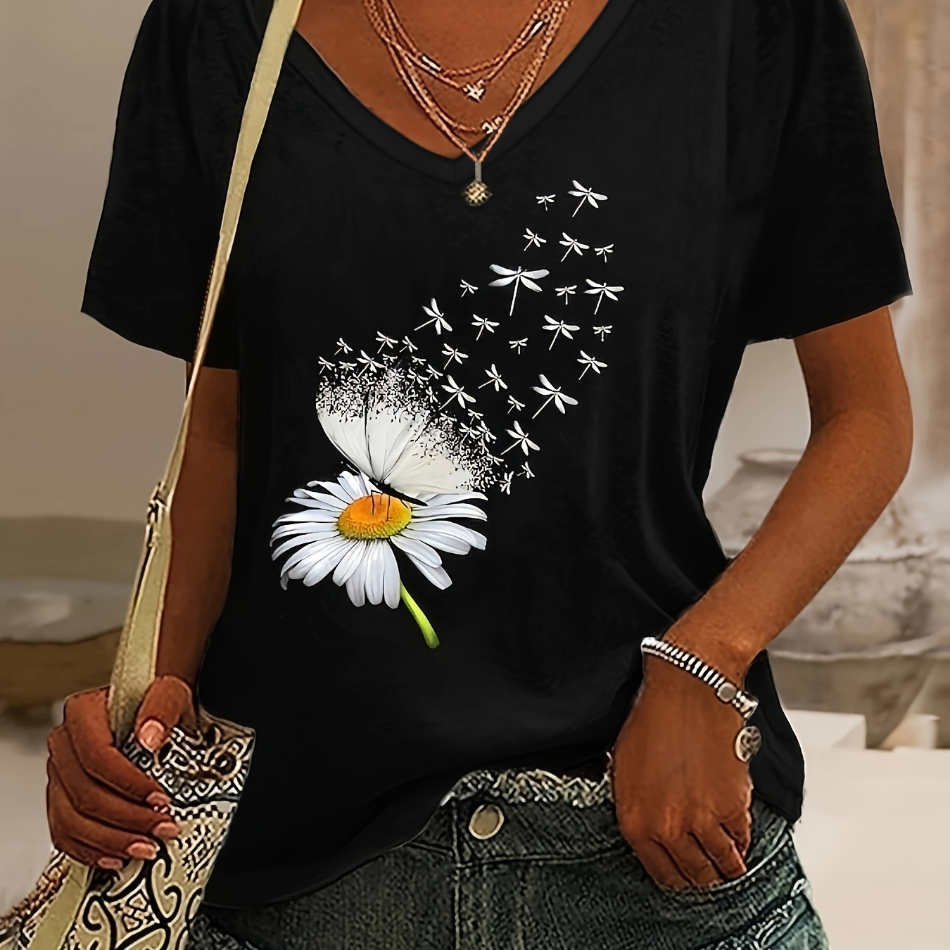 

Floral Print V Neck T-shirt, Casual Short Sleeve T-shirt For Spring & Summer, Women's Clothing