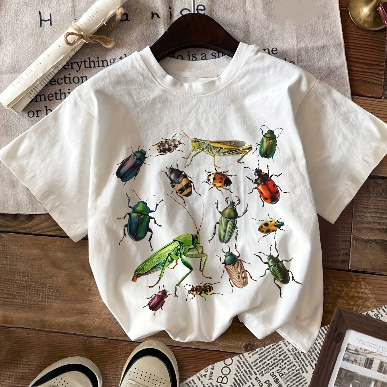 

Insect Print T-shirt, Short Sleeve Crew Neck Casual Top For Summer & Spring, Women's Clothing