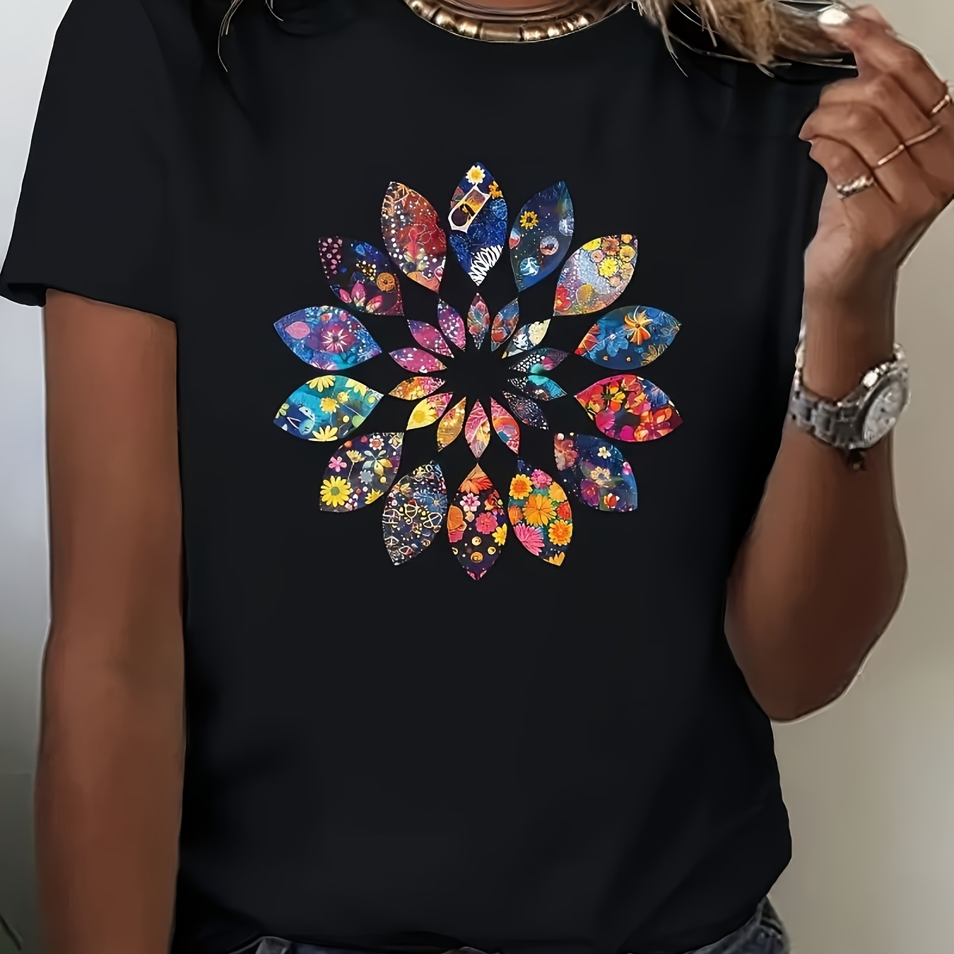 

Hippie Floral Vibrance Casual Women T-shirt Comfort Fit Graphic Tees Cotton Tees Casual Short Sleeve Top