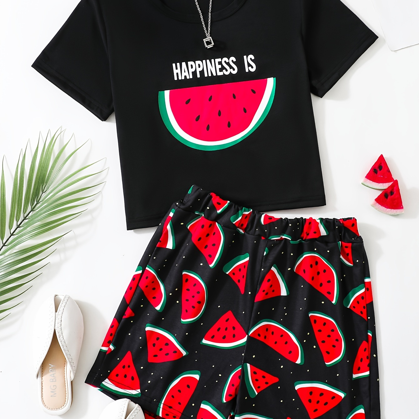 

2pcs Girls Trendy Cartoon Watermelon Graphic Outfits Crew Neck Short Sleeve T-shirt + Shorts Set For Summer Holiday Gift