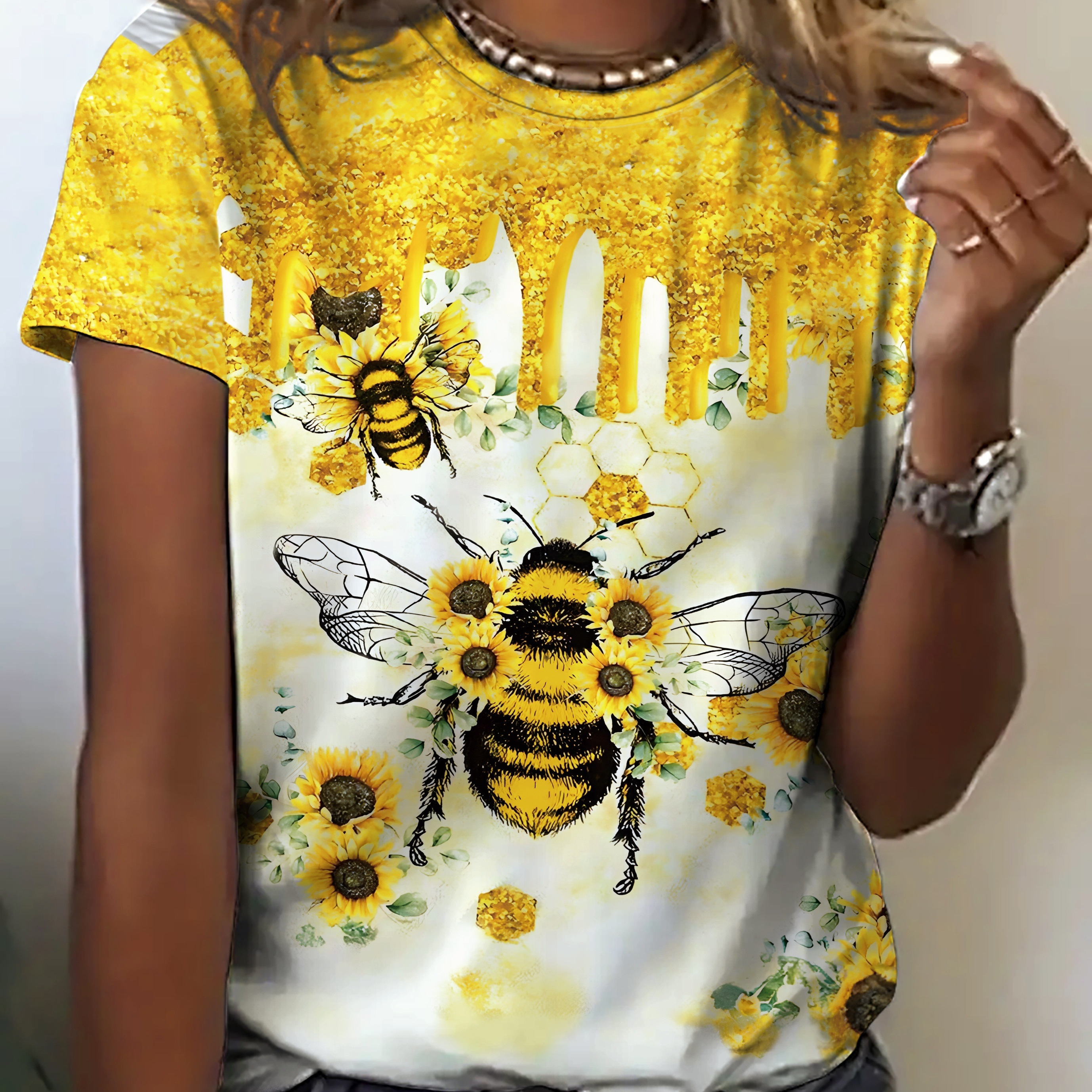 

Sunflower & Bee Print Crew Neck T-shirt, Casual Short Sleeve Summer Daily Top, Women's Clothing