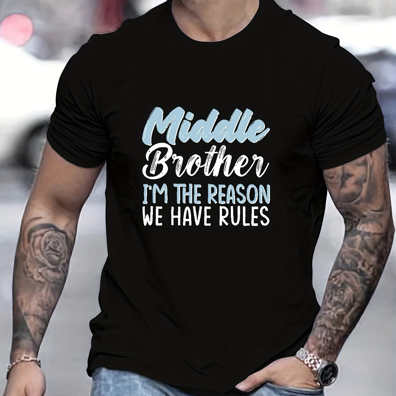 

Middle Brother Letter Pattern Print Men's Comfy T-shirt, Graphic Tee Men's Summer Outdoor Clothes, Men's Clothing, Tops For Men, Gift For Men