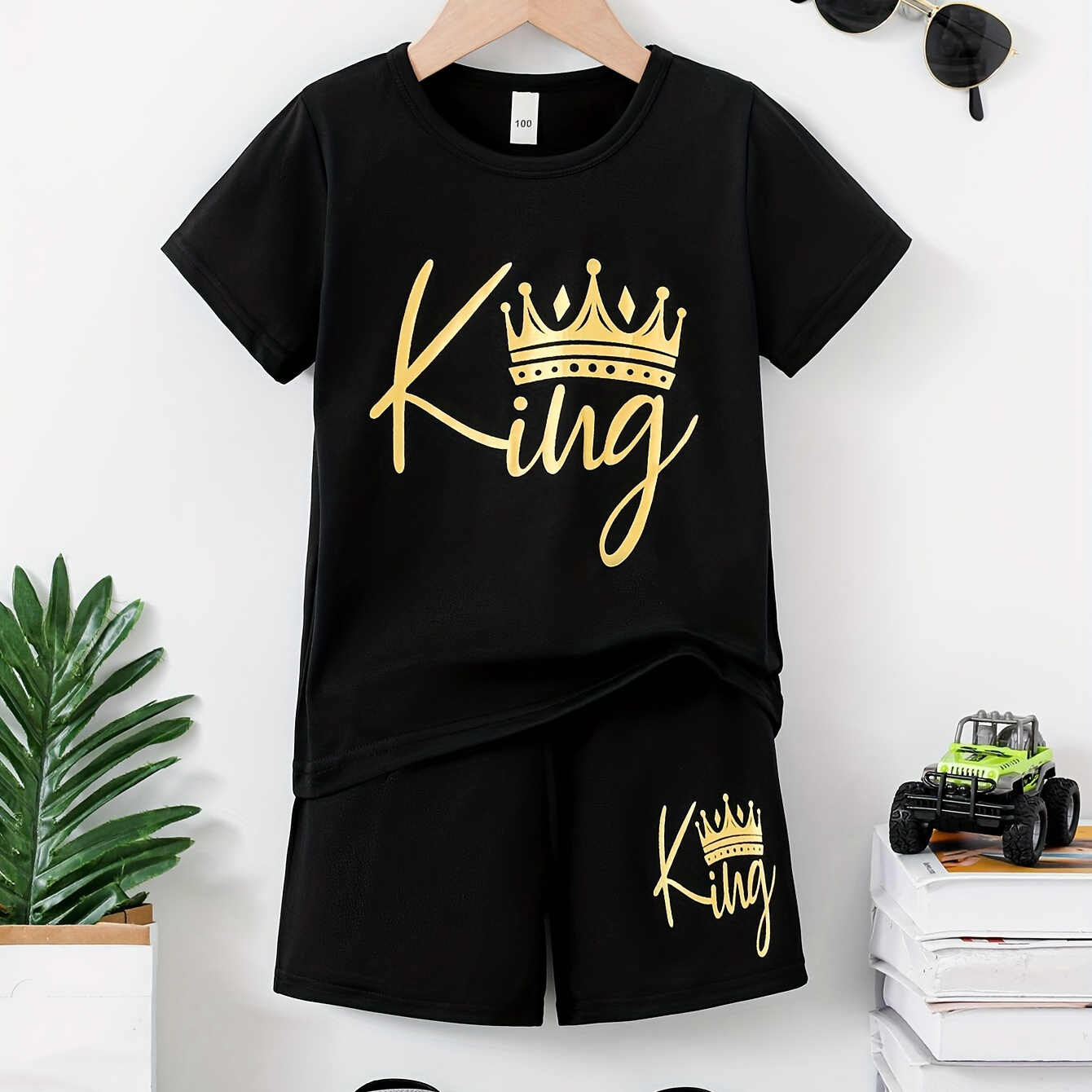 

2pcs Boys Casual Cool King Letter Print Comfortable Versatile Short Sleeve T-shirt & Shorts Set, Cool, Lightweight And Comfy Summer Clothes!