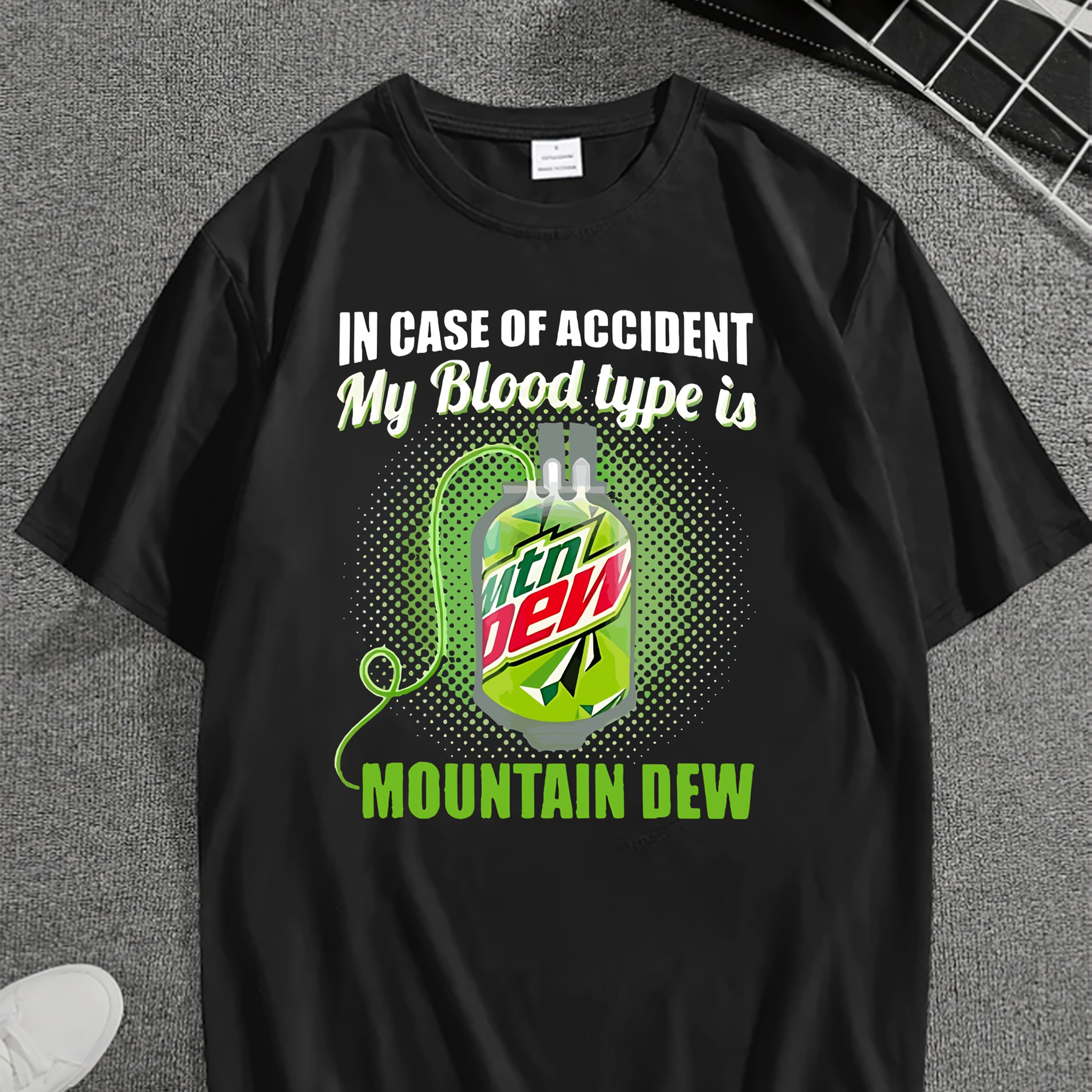 

1pc Dew Graphic Tee - 100% T-, Slight , Printed , Fit , Adult