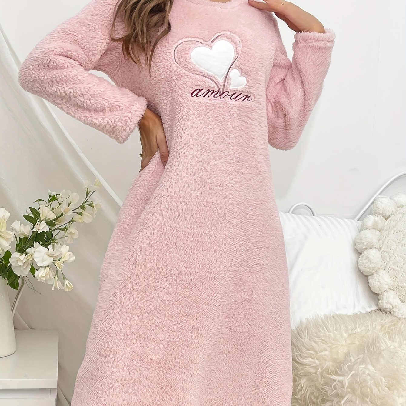 

Heart Print Fuzzy Nightdress, Long Sleeve Crew Neck Pajama Dress, Women's Sleepwear & Dresses