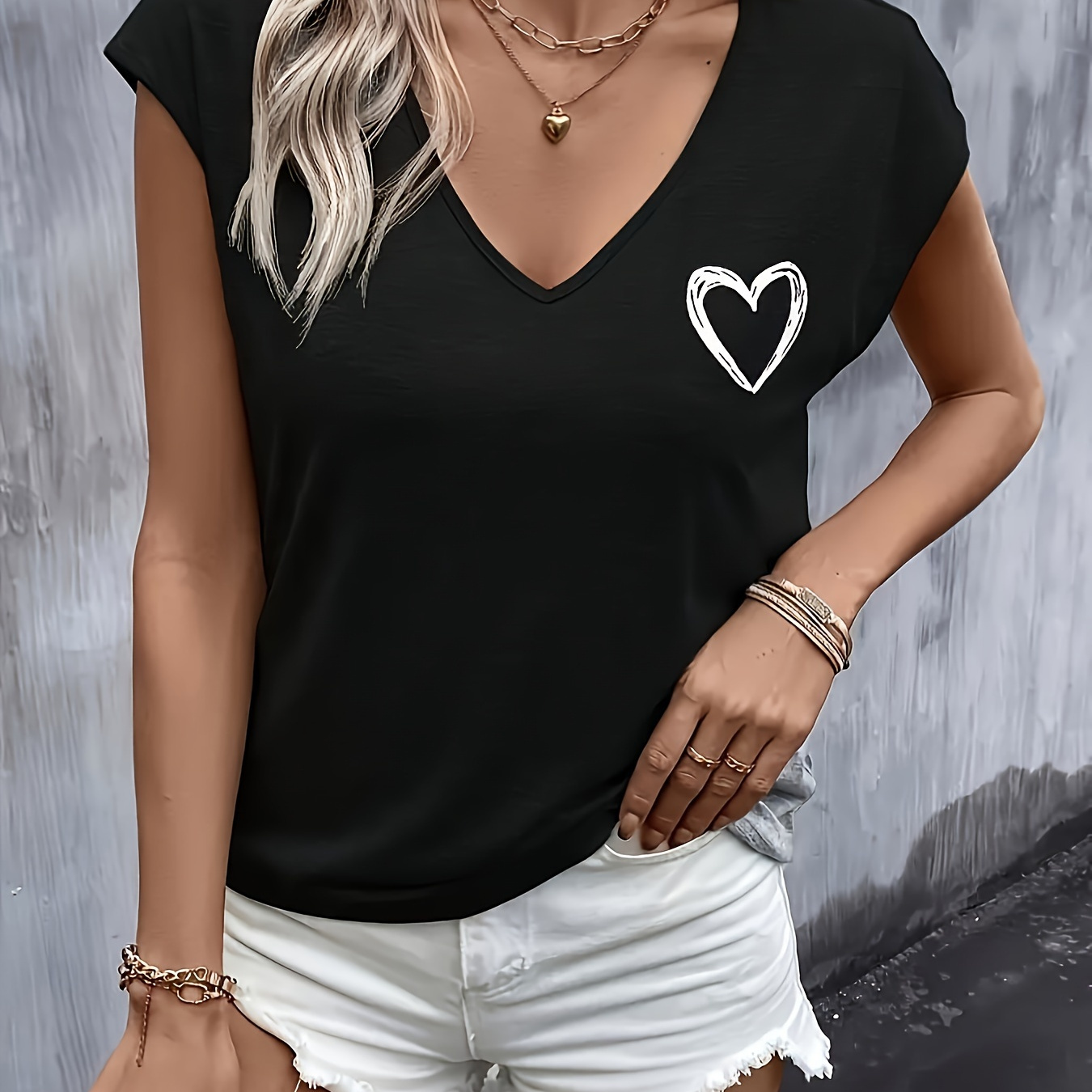 

1pc Elegant V-neck T-shirt Applique, Women's Casual Short Sleeve Top, Knit Fabric With Stretch, Polyester And Spandex , Regular Fit Pullover For Spring/summer/fall