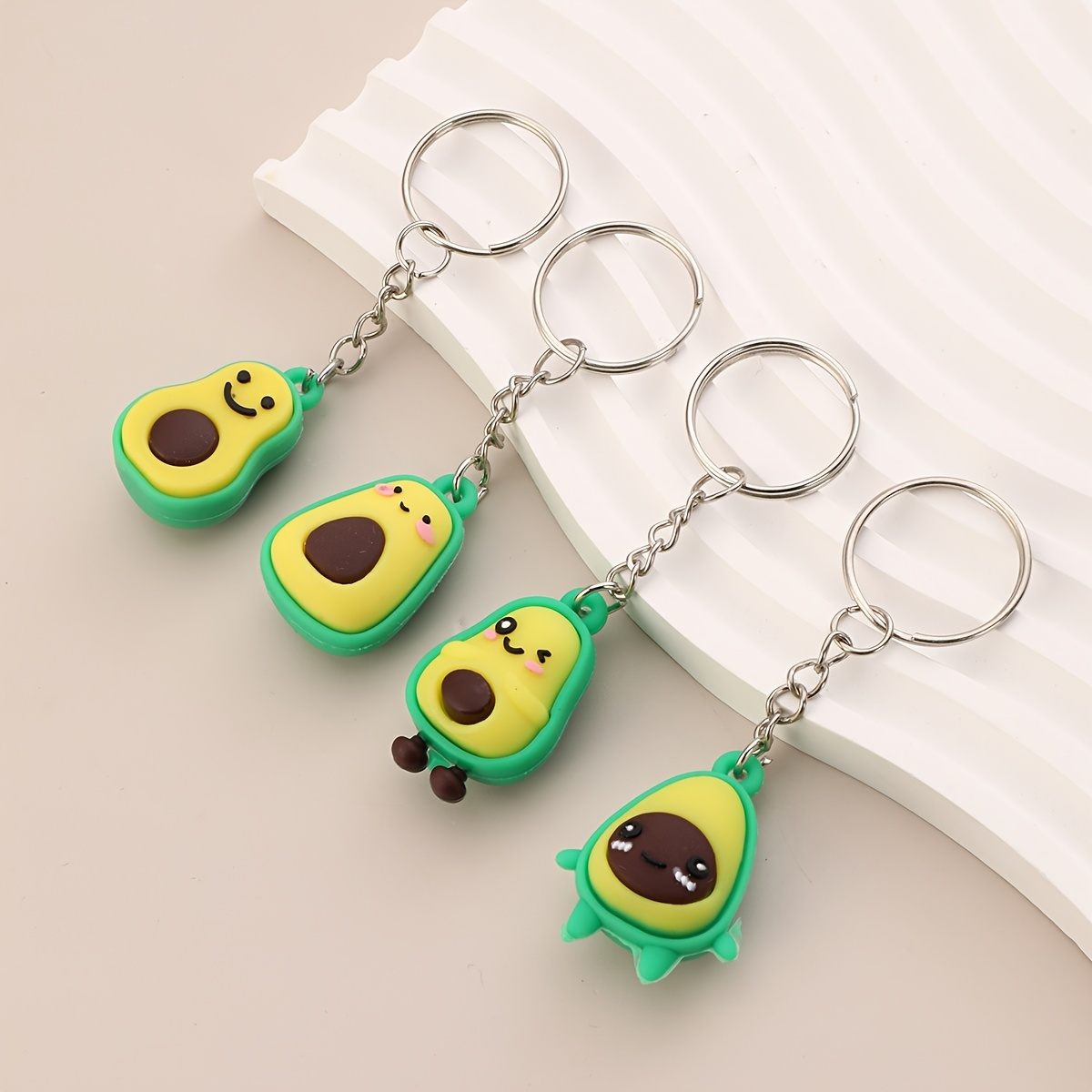 

4pcs Avocado Keychain, Green Cute Avocado Keychain Friendship Keychain Gift Pendant For Valentine's Day Birthday