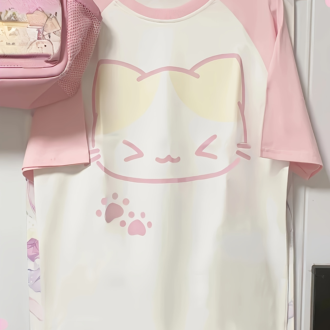 

T-shirt à manches raglan imprimé chat mignon, haut décontracté à col rond pour le printemps et l'été, vêtements pour femmes