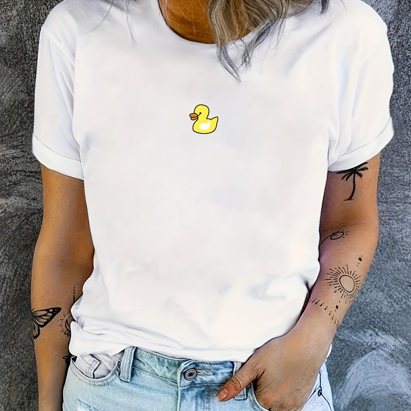 

Cartoon Duck Print T-shirt, Short Sleeve Crew Neck Casual Top For Summer & Spring, Women's Clothing