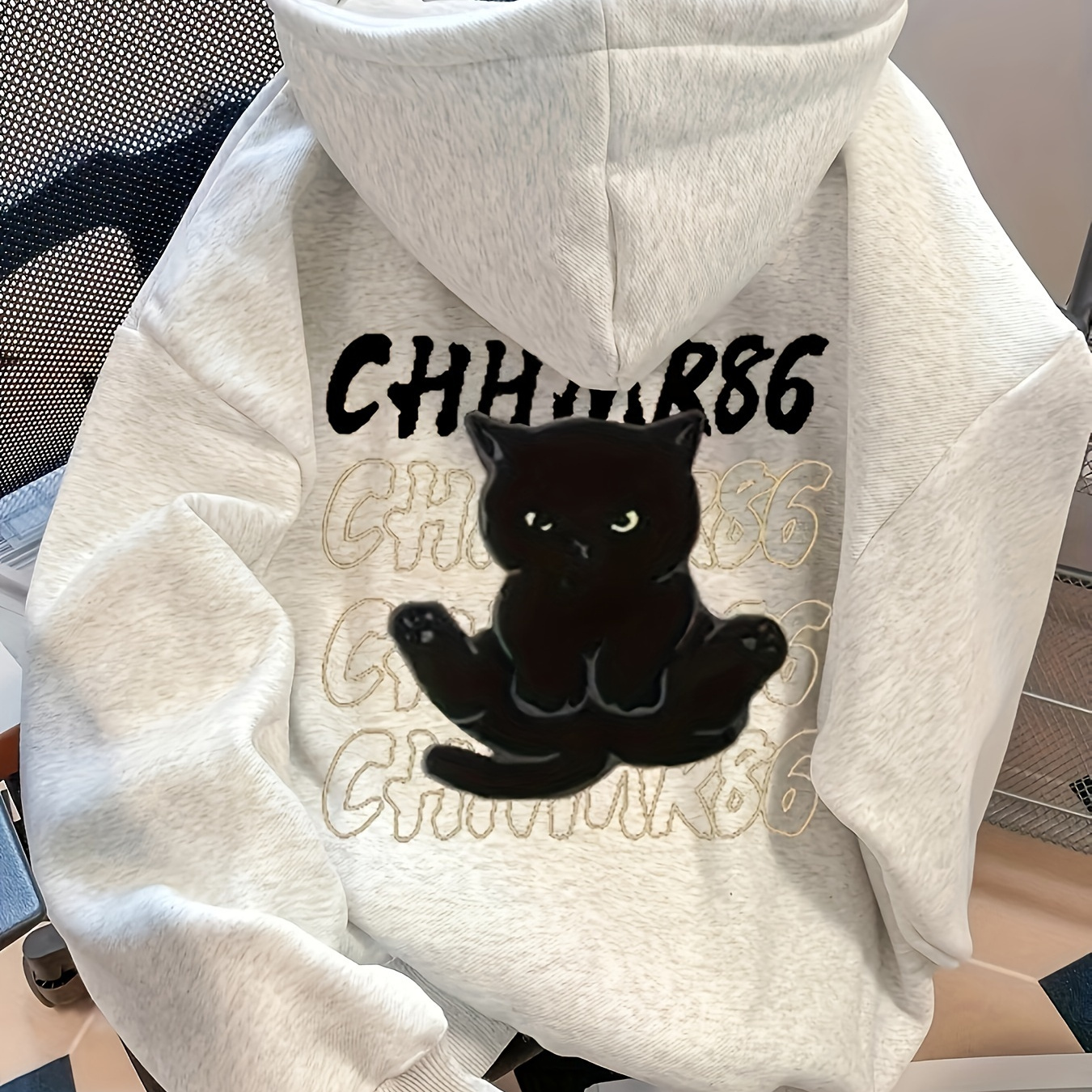 

Casual Print Hoodie For Women - Polyester (95% Polyester, 5% Elastane) - Comfortable Knit Fabric With Pockets - Hooded Pullover For Fall/winter