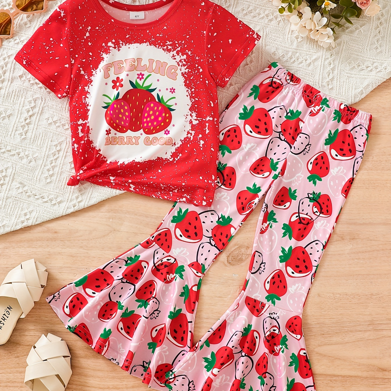 

Girls Strawberry Print T-shirt + Matching Flared Pants Set - Versatile For Summer & Casual Outings