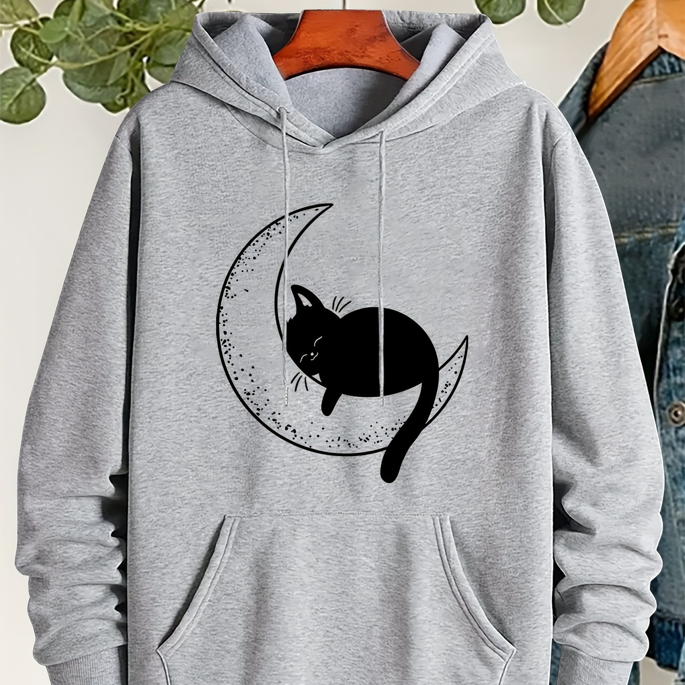 

Plus Size Moon & Cat Print Hoodie, Casual Drawstring Hooded Long Sleeve Kangaroo Pocket Sweatshirt For Fall & Winter, Women's Plus Size Clothing