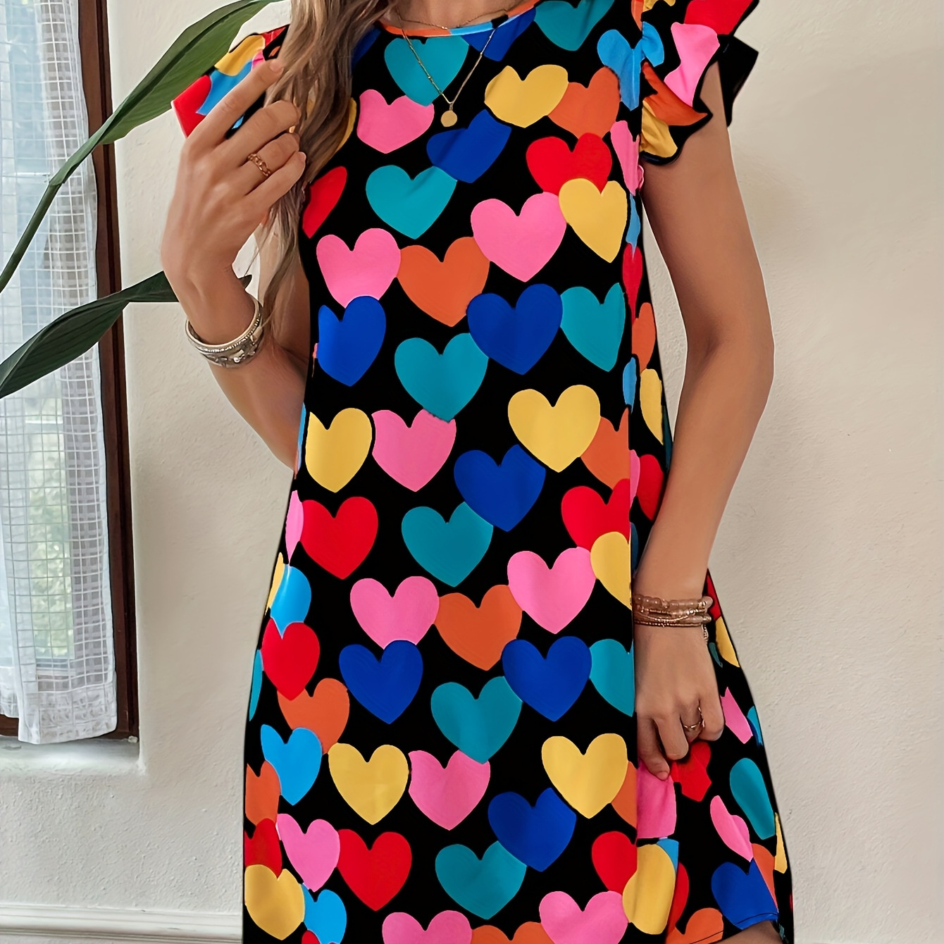 

1pc Elegant Women's Heart Print Dress, Polyester 95% Spandex 5%, Crew Neck, Fitted Woven Dress For Adults, Full Print, Fashion