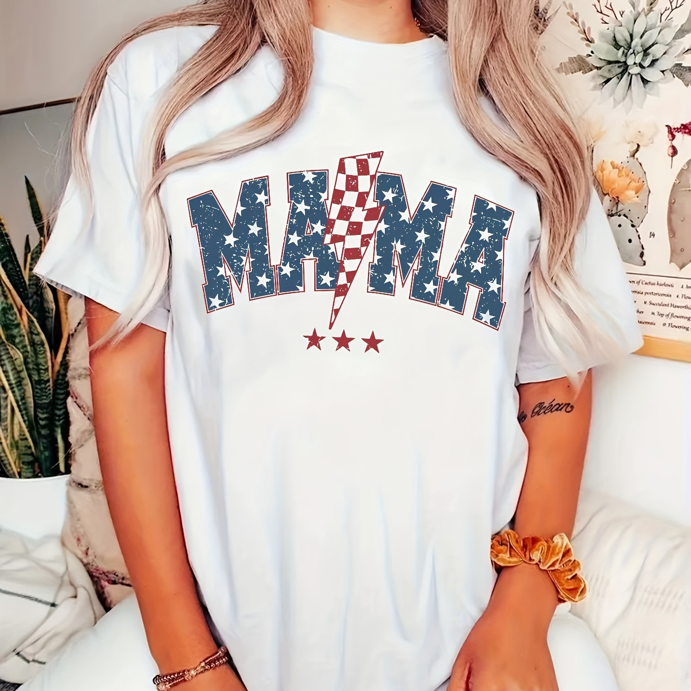 

Independence Day American Mama Letter Print Casual T-shirt, Round Neck Short Sleeves Slight Stretch Tee, Women's Activewear