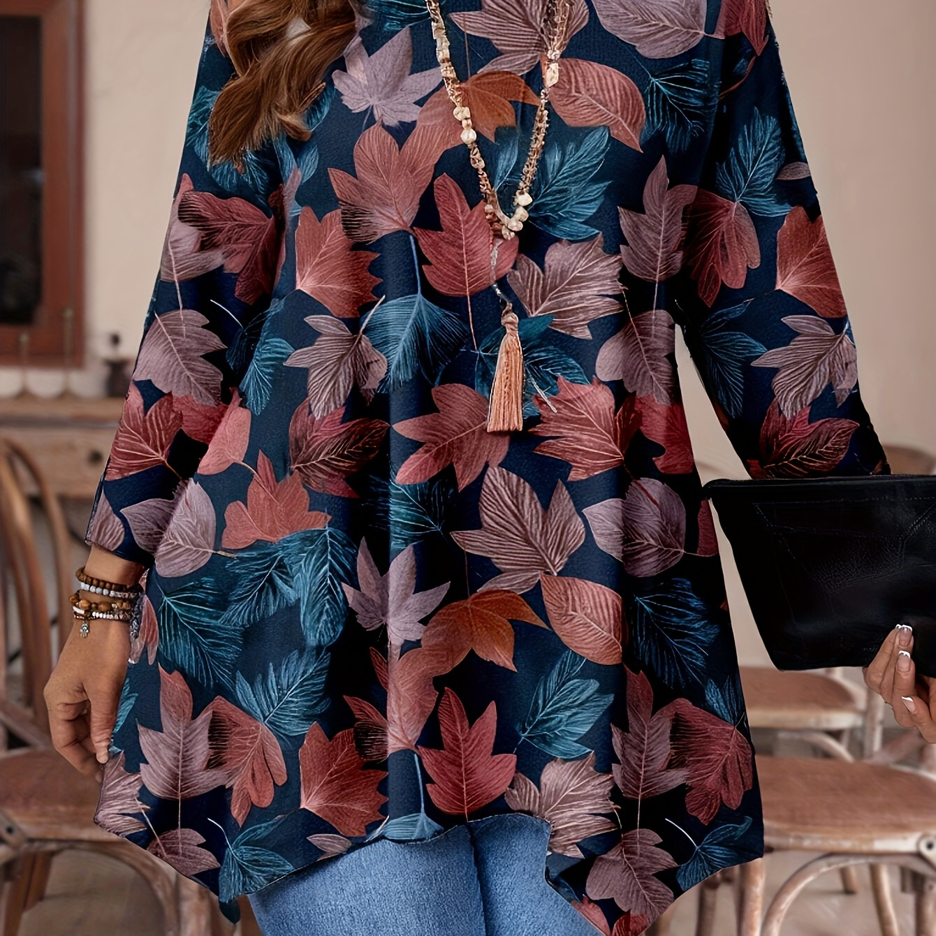 

1pc T-shirt à manches longues pour femme grande taille avec imprimé floral et ourlet asymétrique, col rond décontracté en tissu polyester tricoté avec une élasticité moyenne pour /hiver