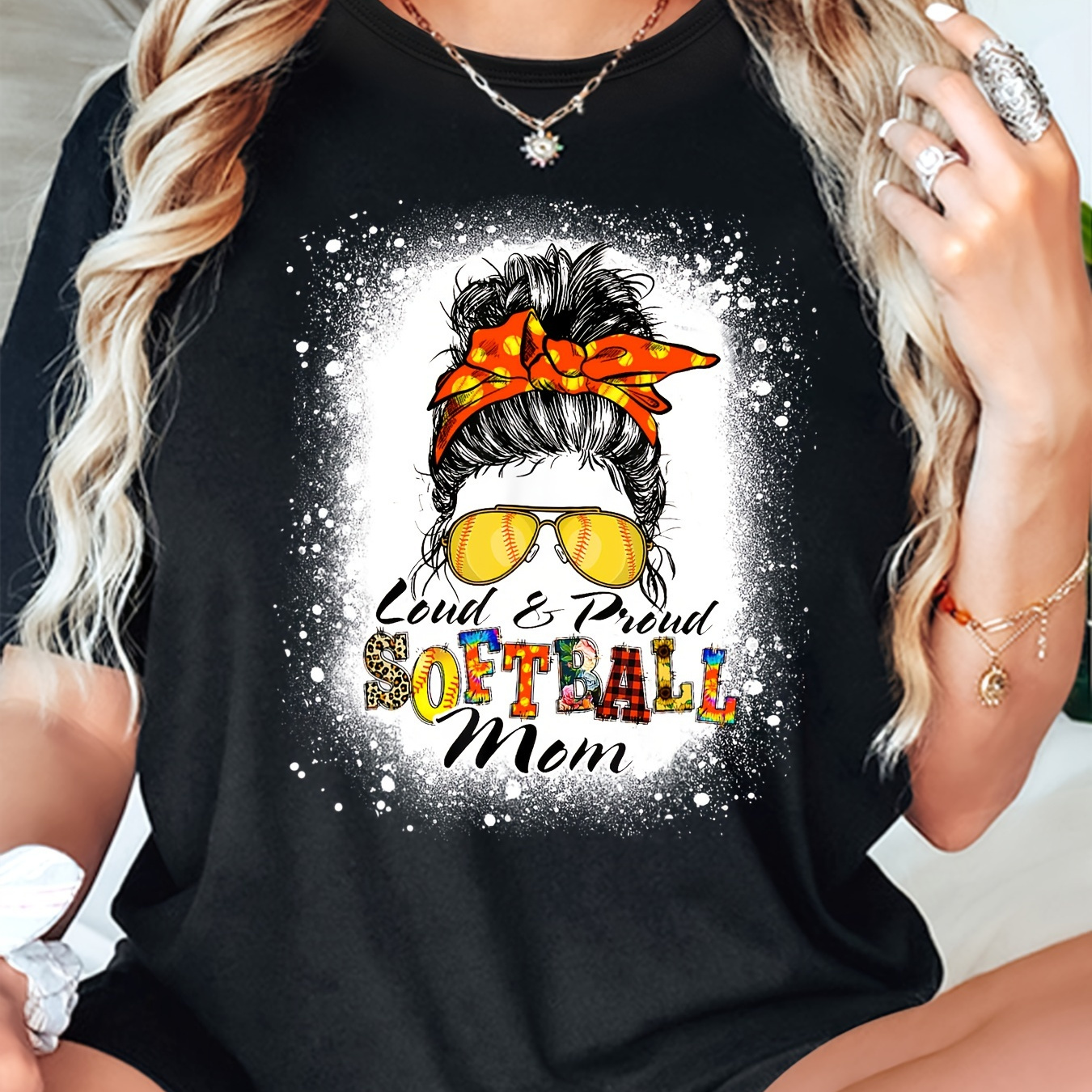 

1pc Women's Casual Round Neck Short Sleeve T-shirt With Cartoon Print, Softball Mom Graphic, Polyester Knit Fabric, Fit