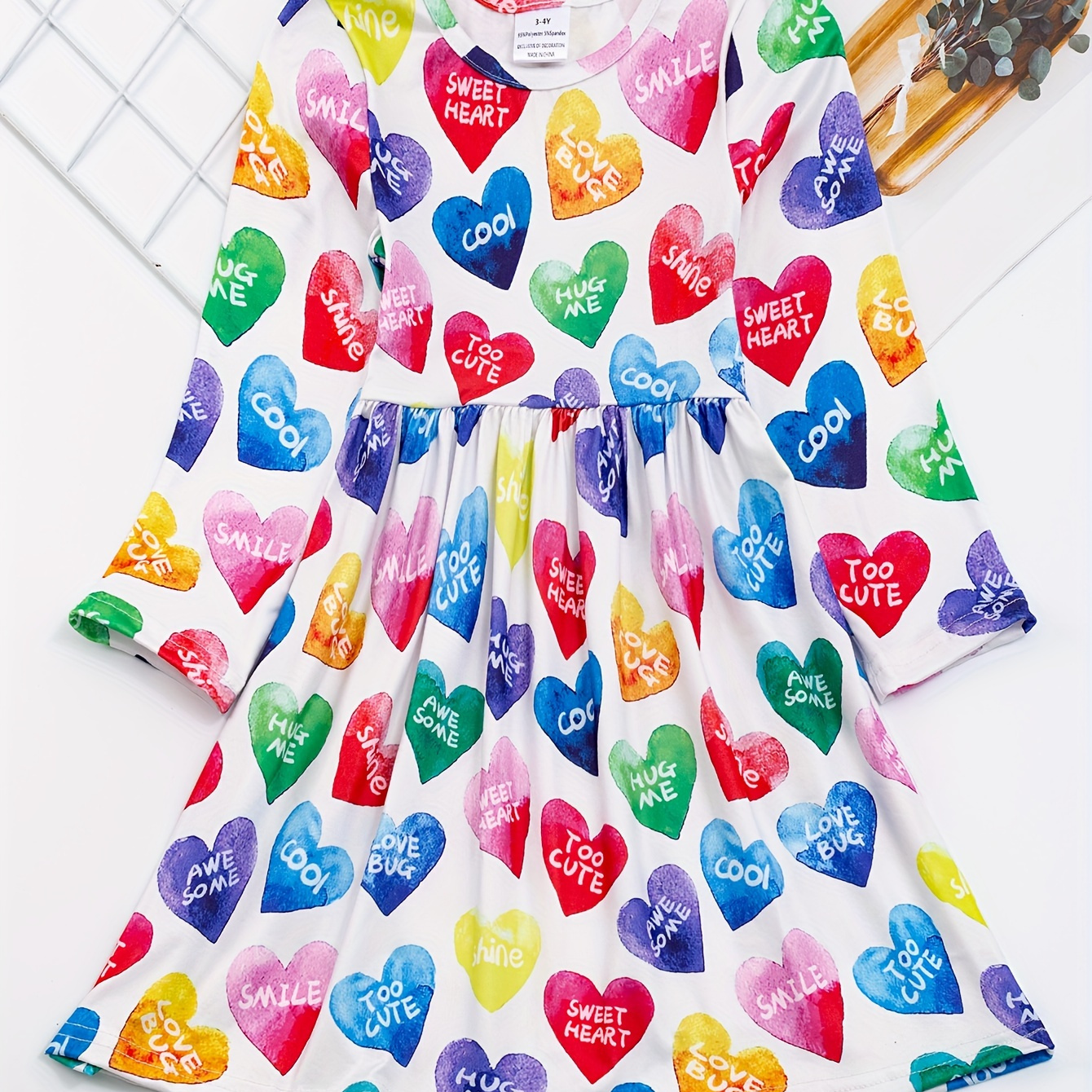 

Girls Gradient Heart Graphic Crew Neck Long Sleeve Dress Spring Fall Valentine's Day Party