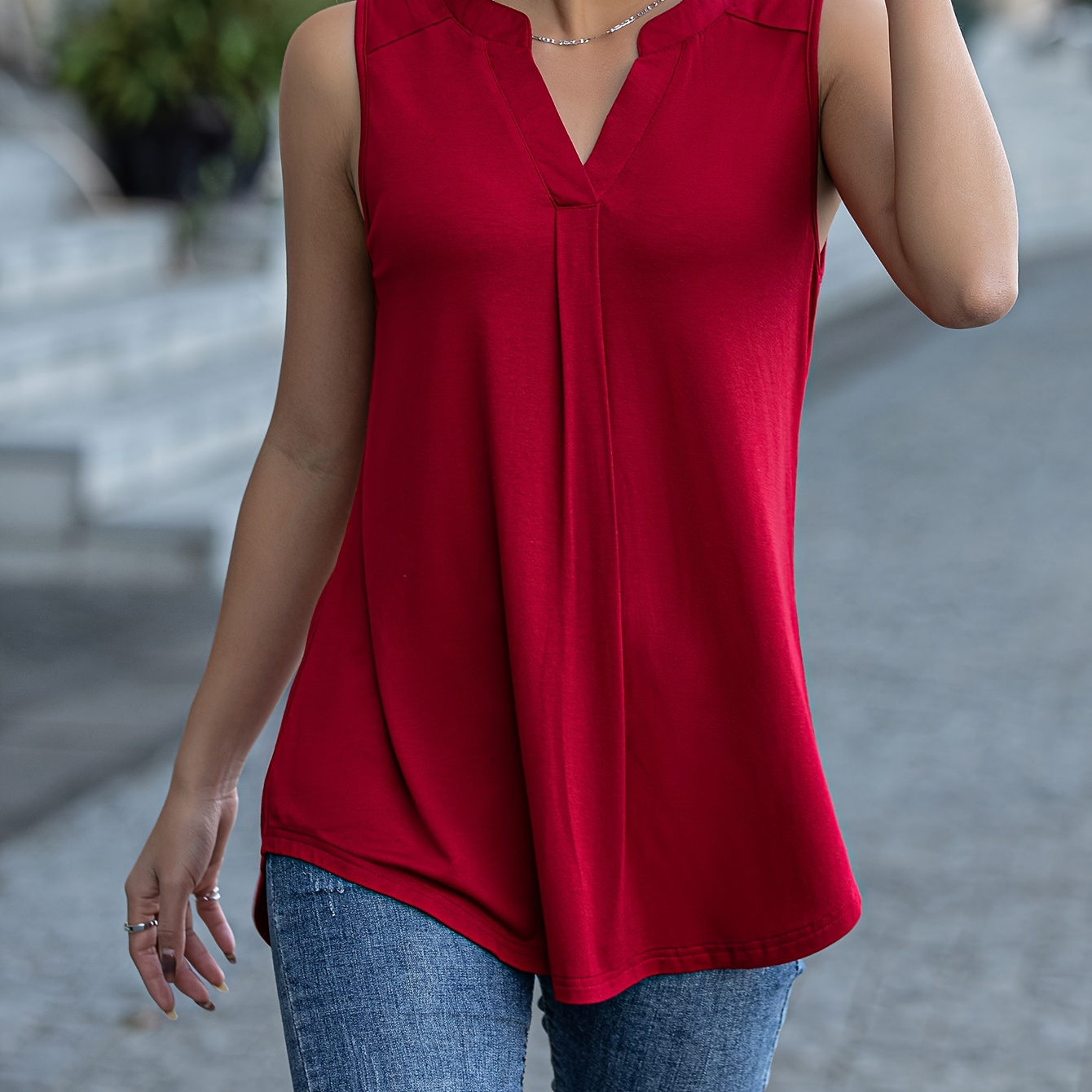 

Women's Summer Sleeveless V Neck Casual Tank Tops