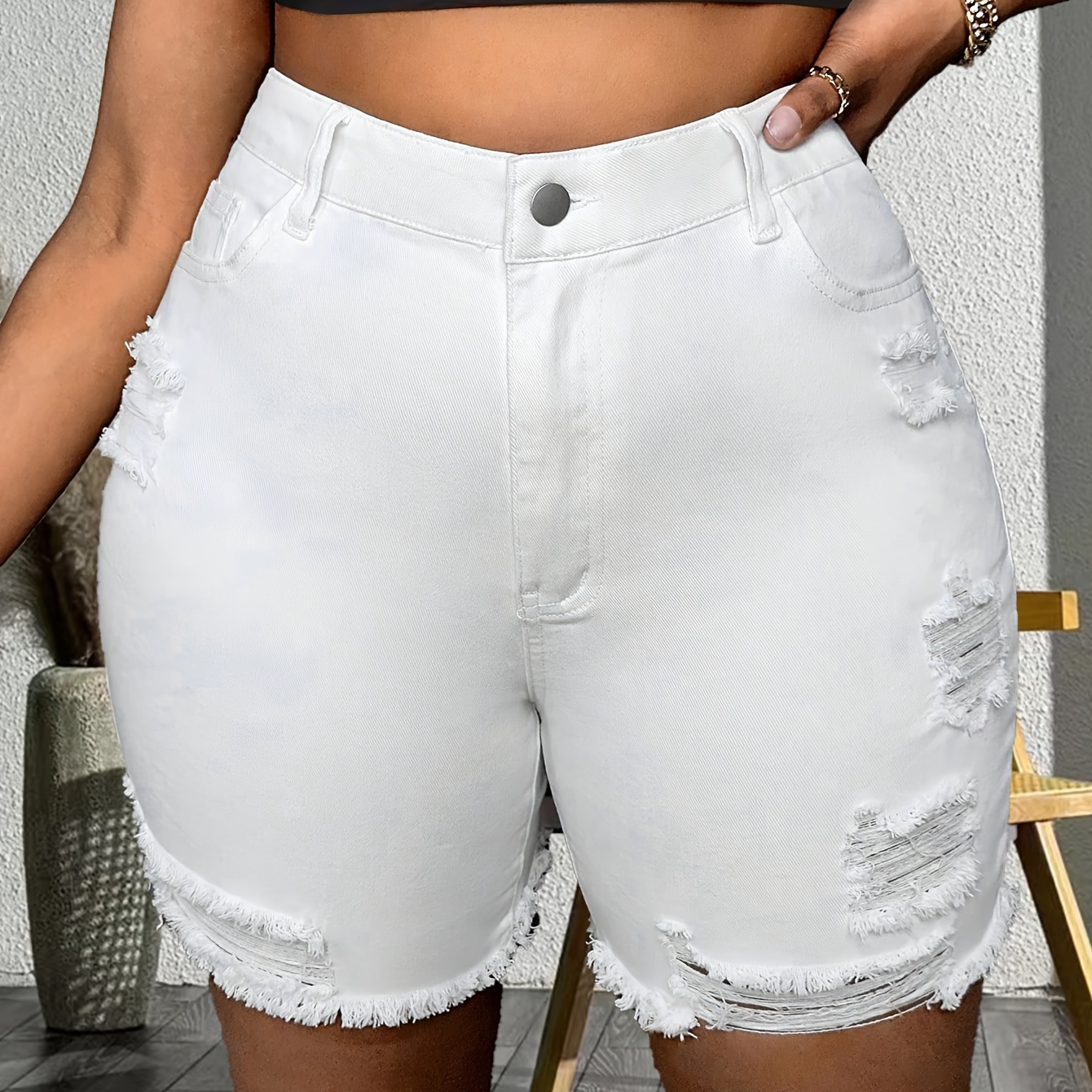 

Women's Streetwear Denim Shorts, Plus Size Ripped Raw Hem Plain White Distressed Medium Stretch Denim Shorts