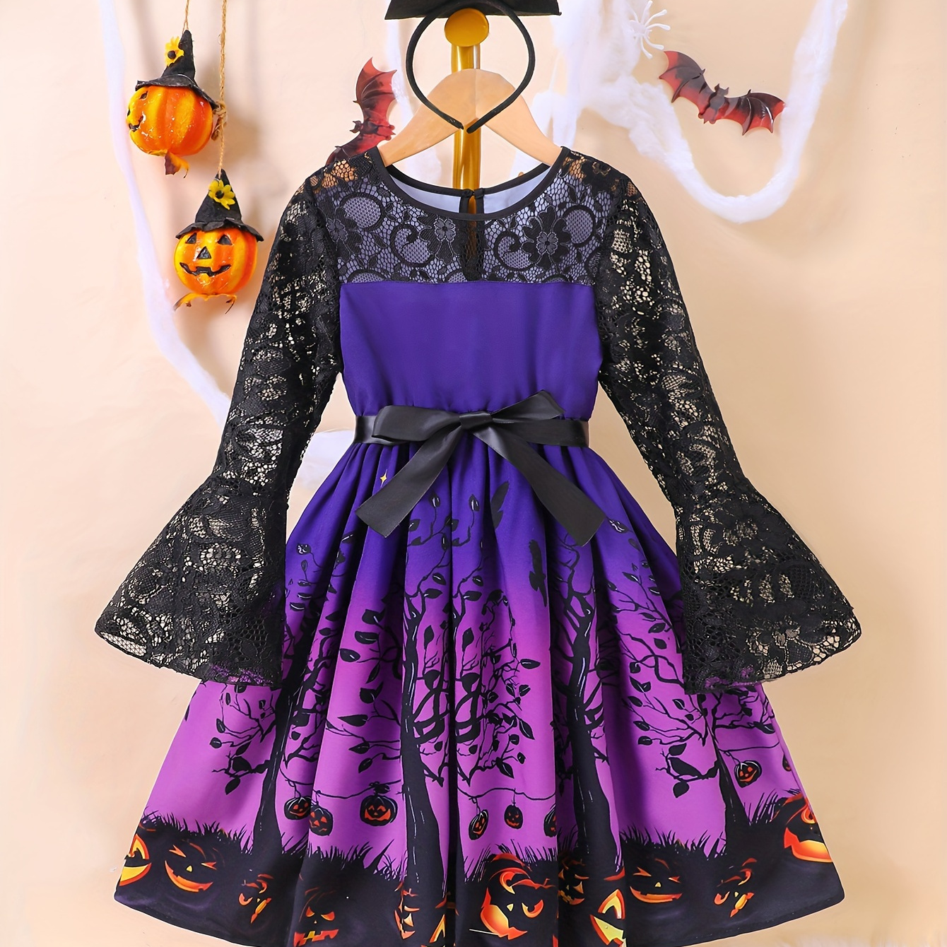 

Girls Trendy & Stylish & Fun Long Flared Sleeve Lace Spliced Pumpkins Pattern Belted Dress For Halloween Party