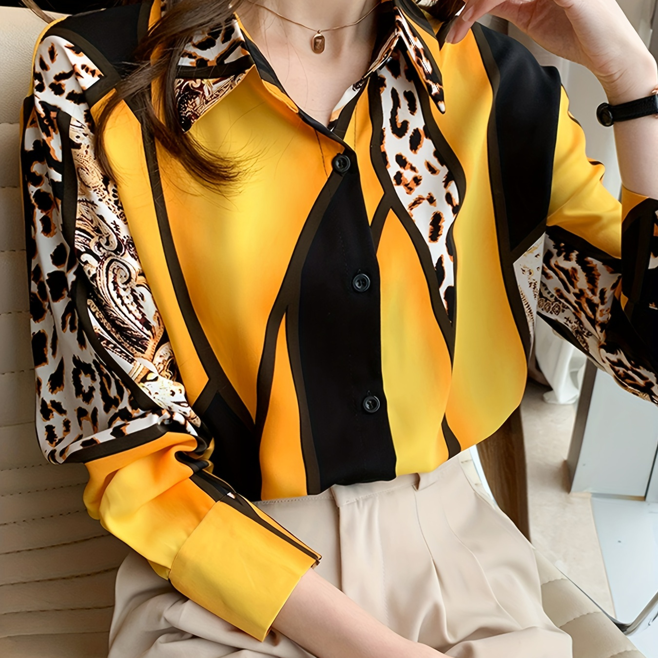 

Chic Leopard Print & Long Sleeve Shirt For Women - Vintage Style, Button Detail, Machine Washable